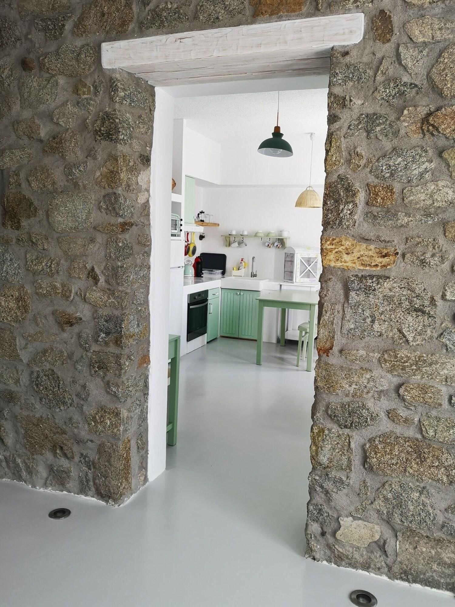 House Two Queen Beds