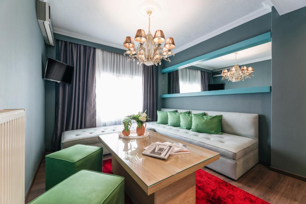 Suite Queen Size Bed