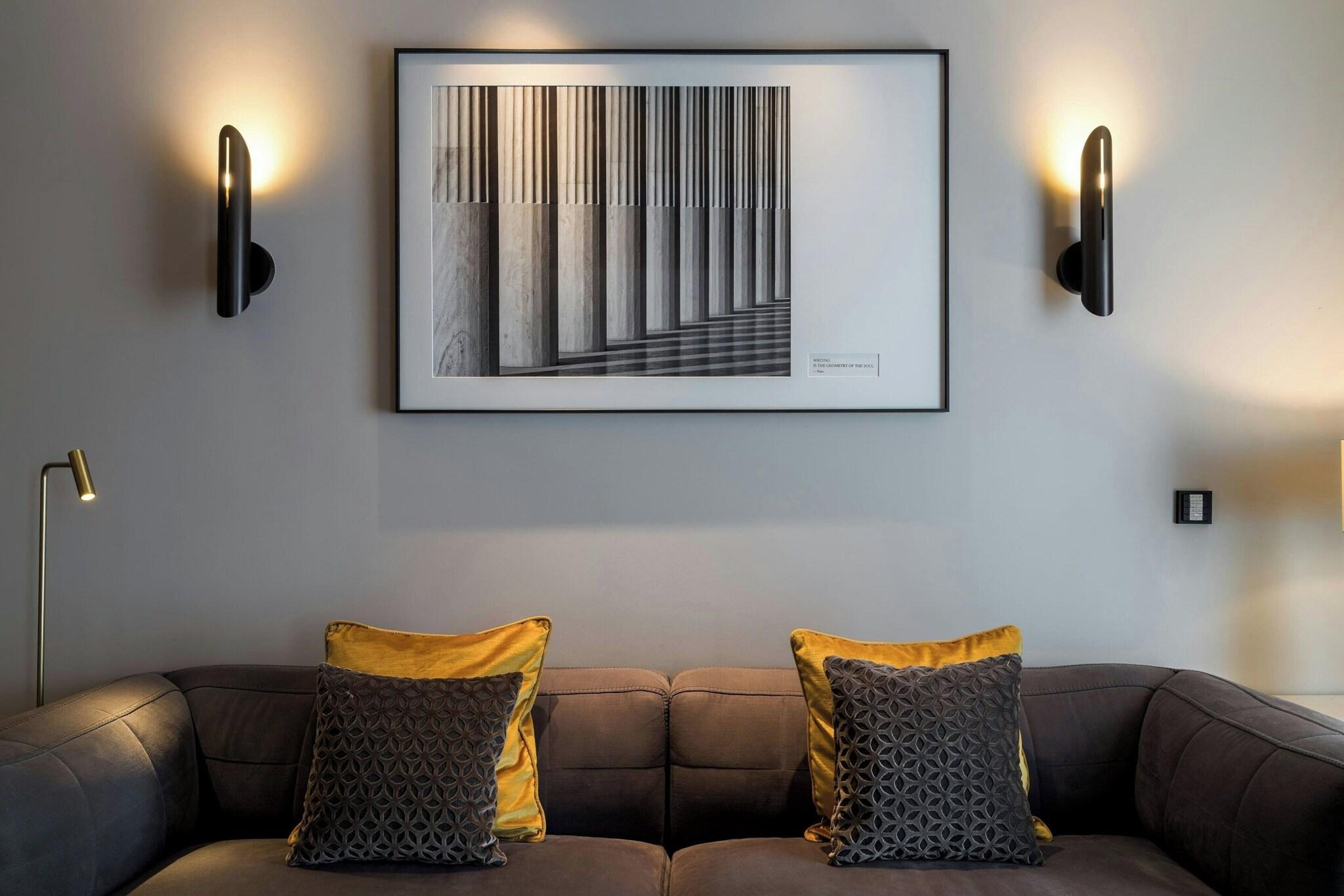 Suite King Bed One Bedroom 