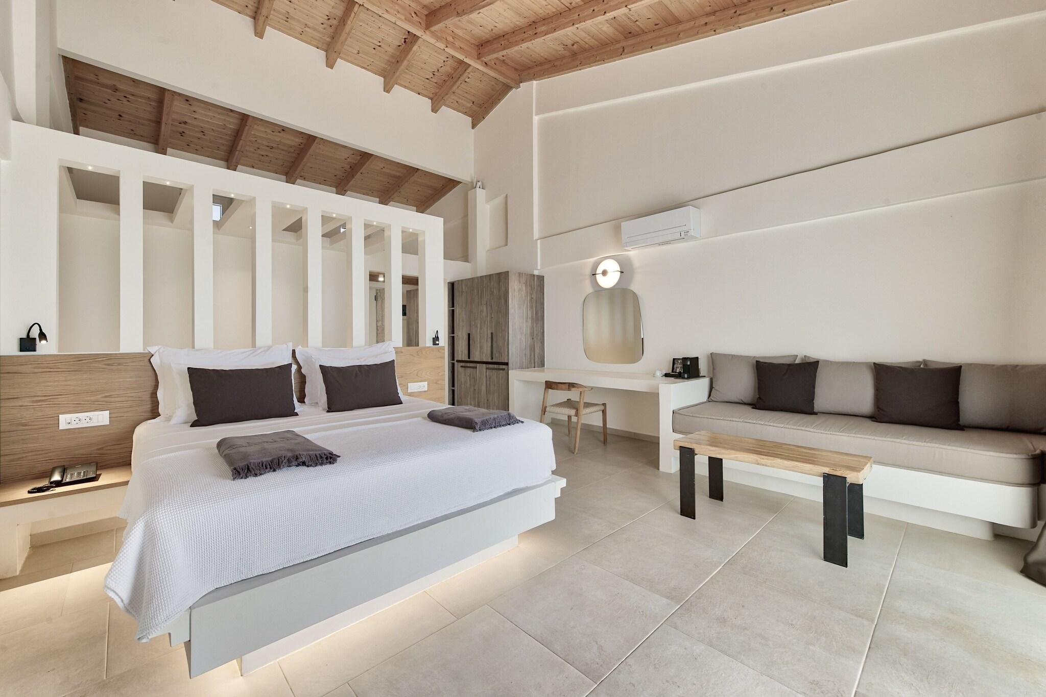 Triple Superior Sea View