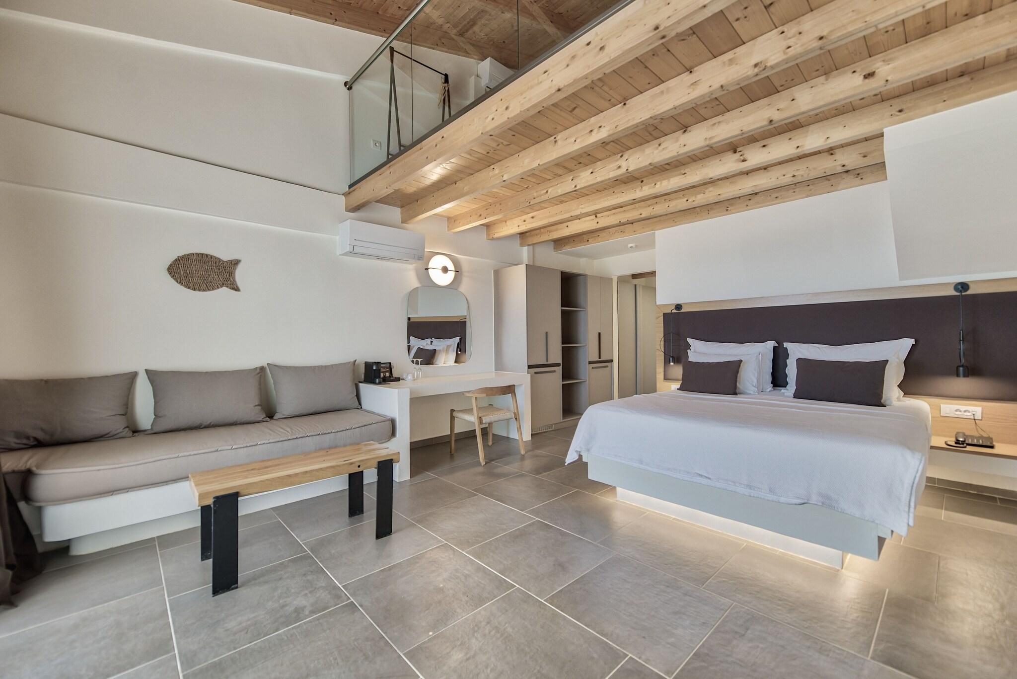 Triple Superior Sea View