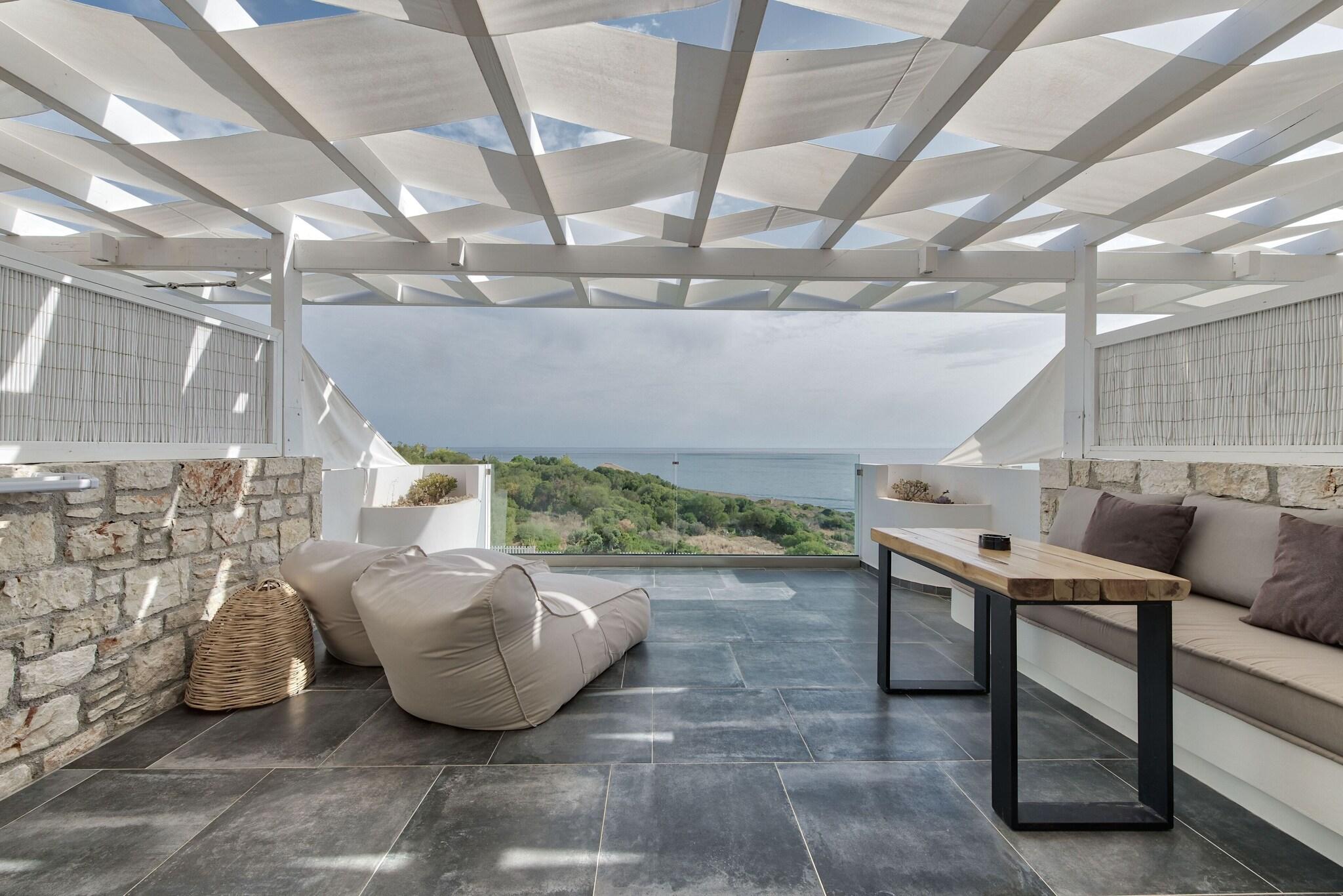 Triple Superior Sea View