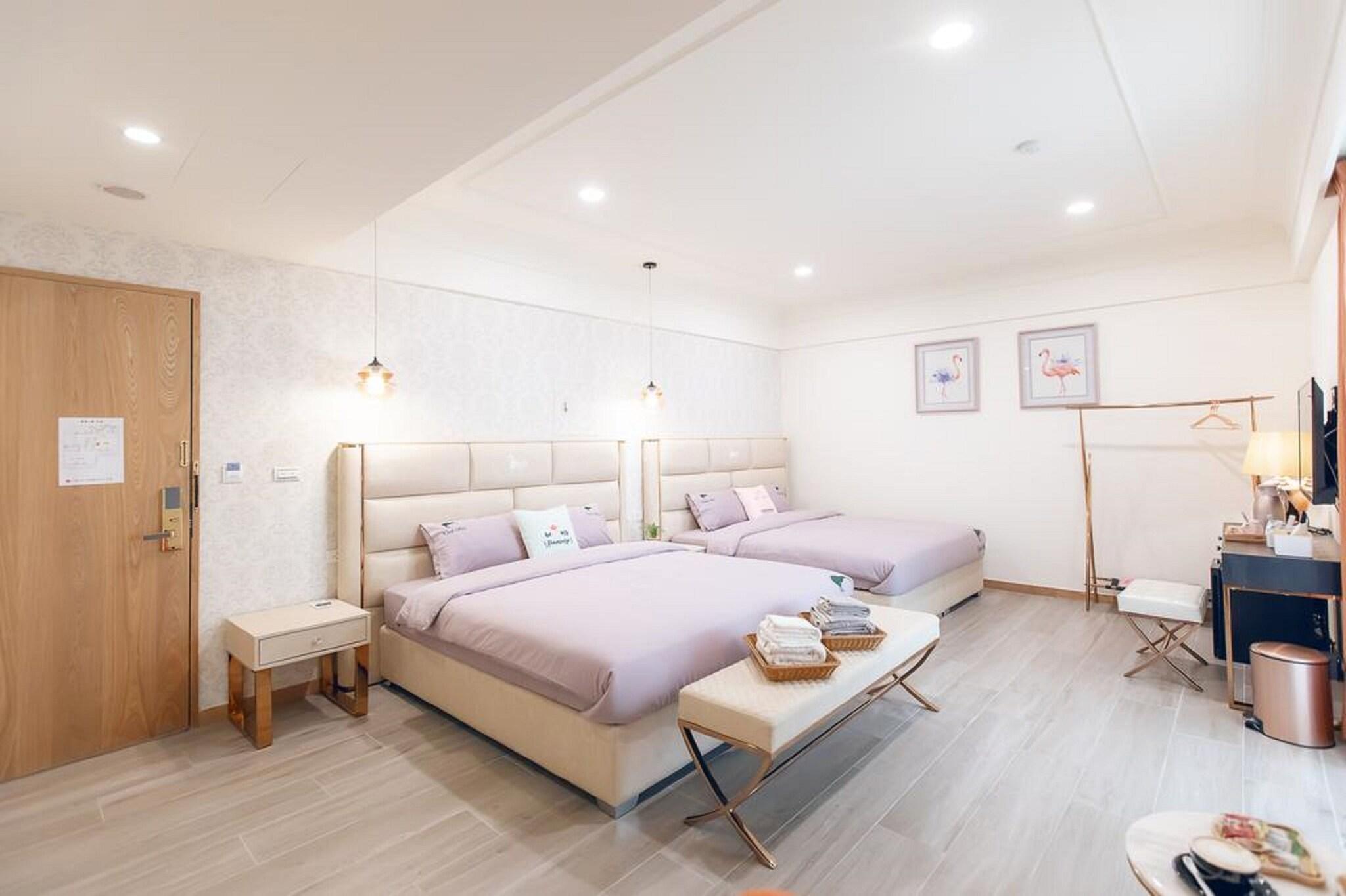 Quadruple Two Queen Beds Superior