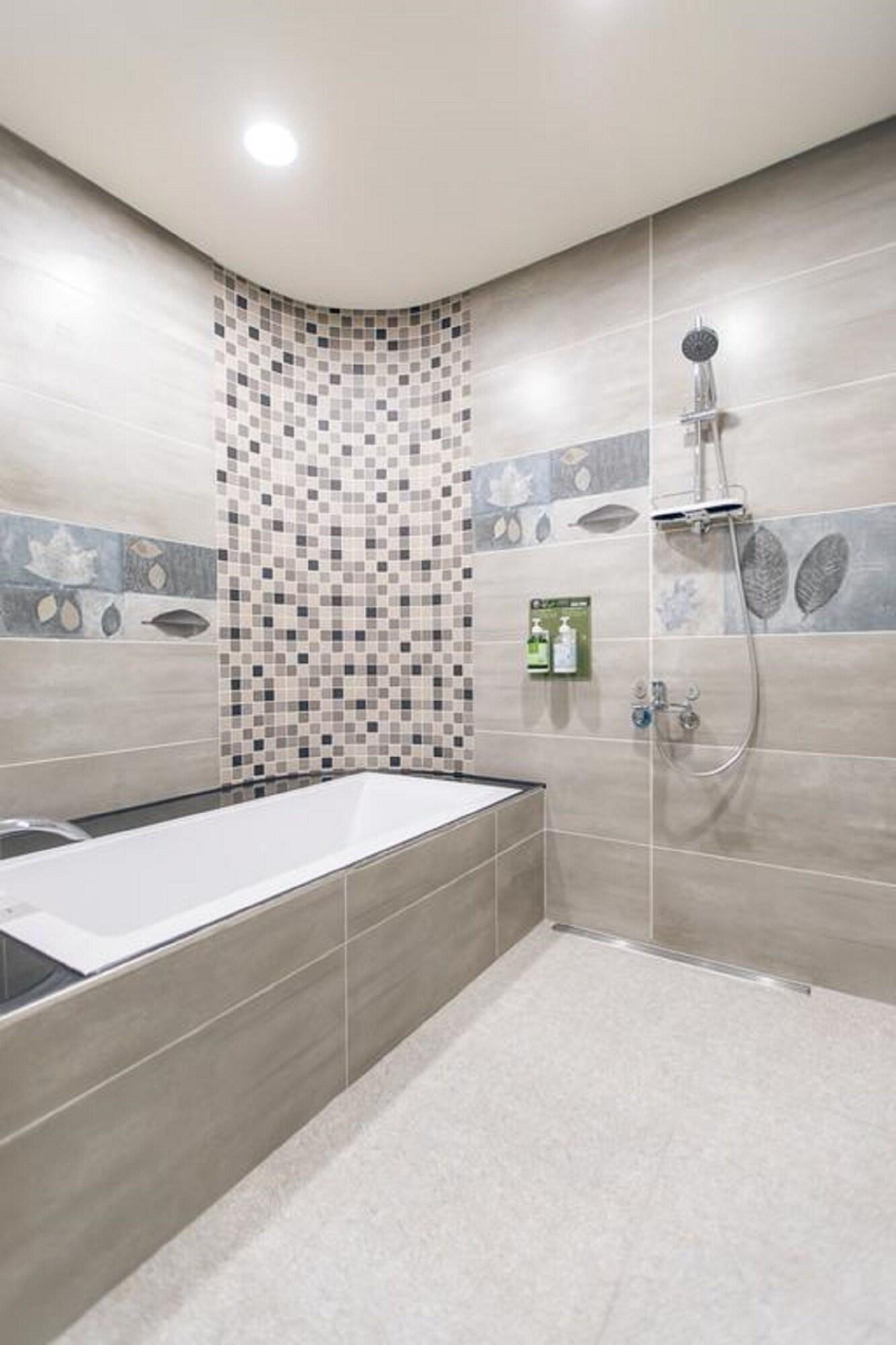 Quadruple Two Queen Beds Superior