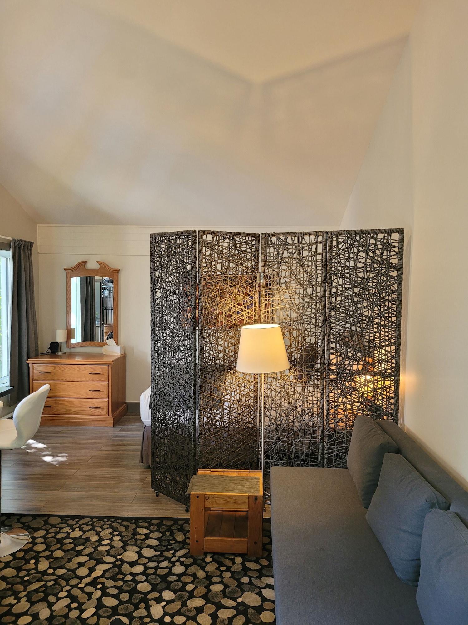 Double Superior Queen Bed