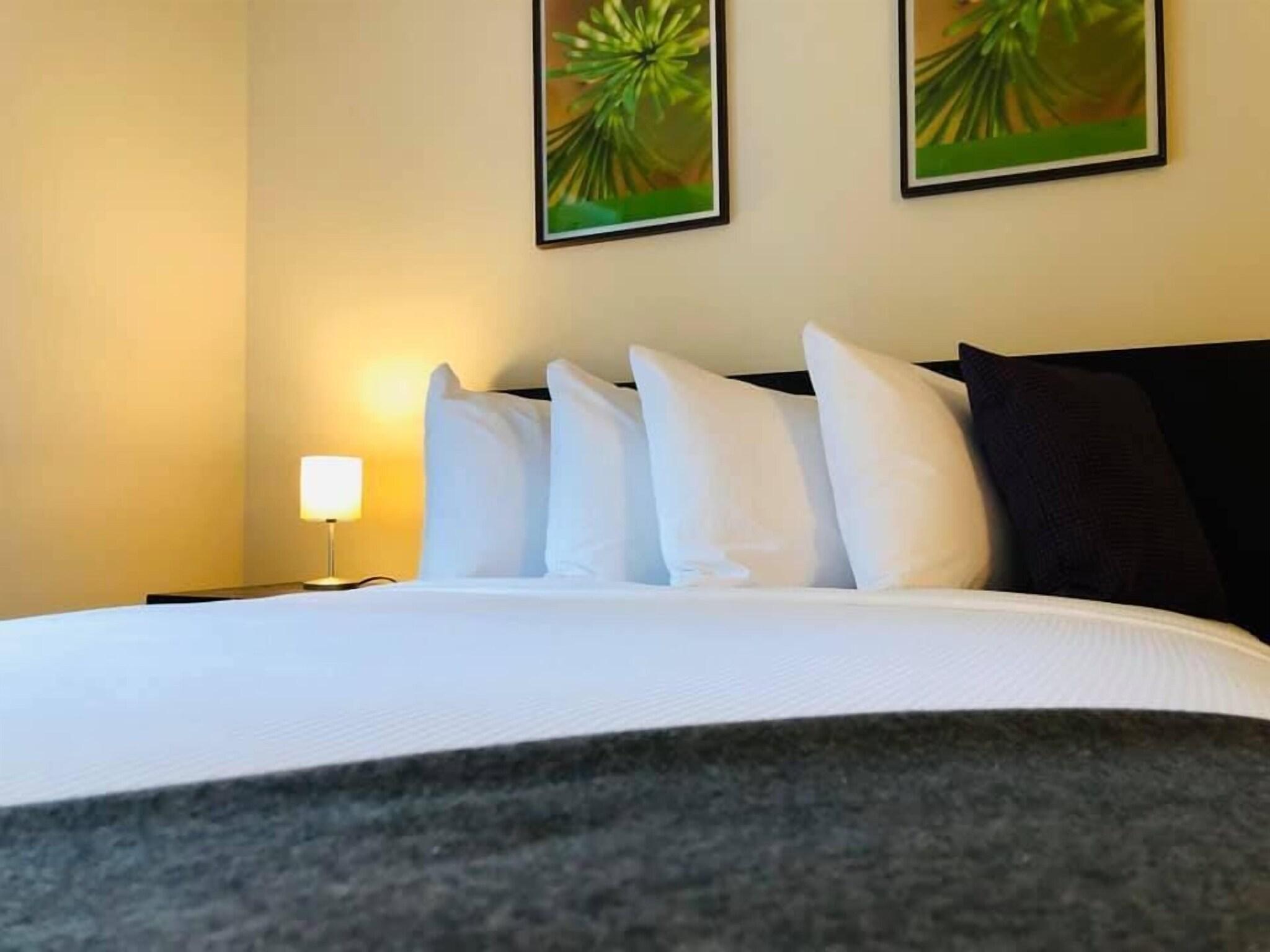 Double Economy with Shared Bathroom