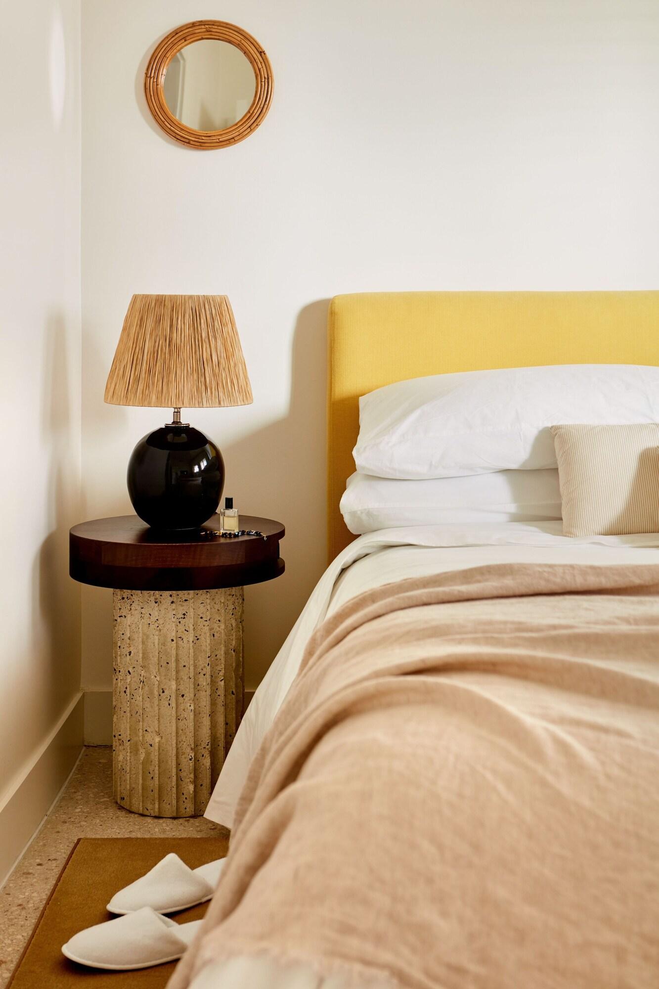 Suite Ocean View King Bed