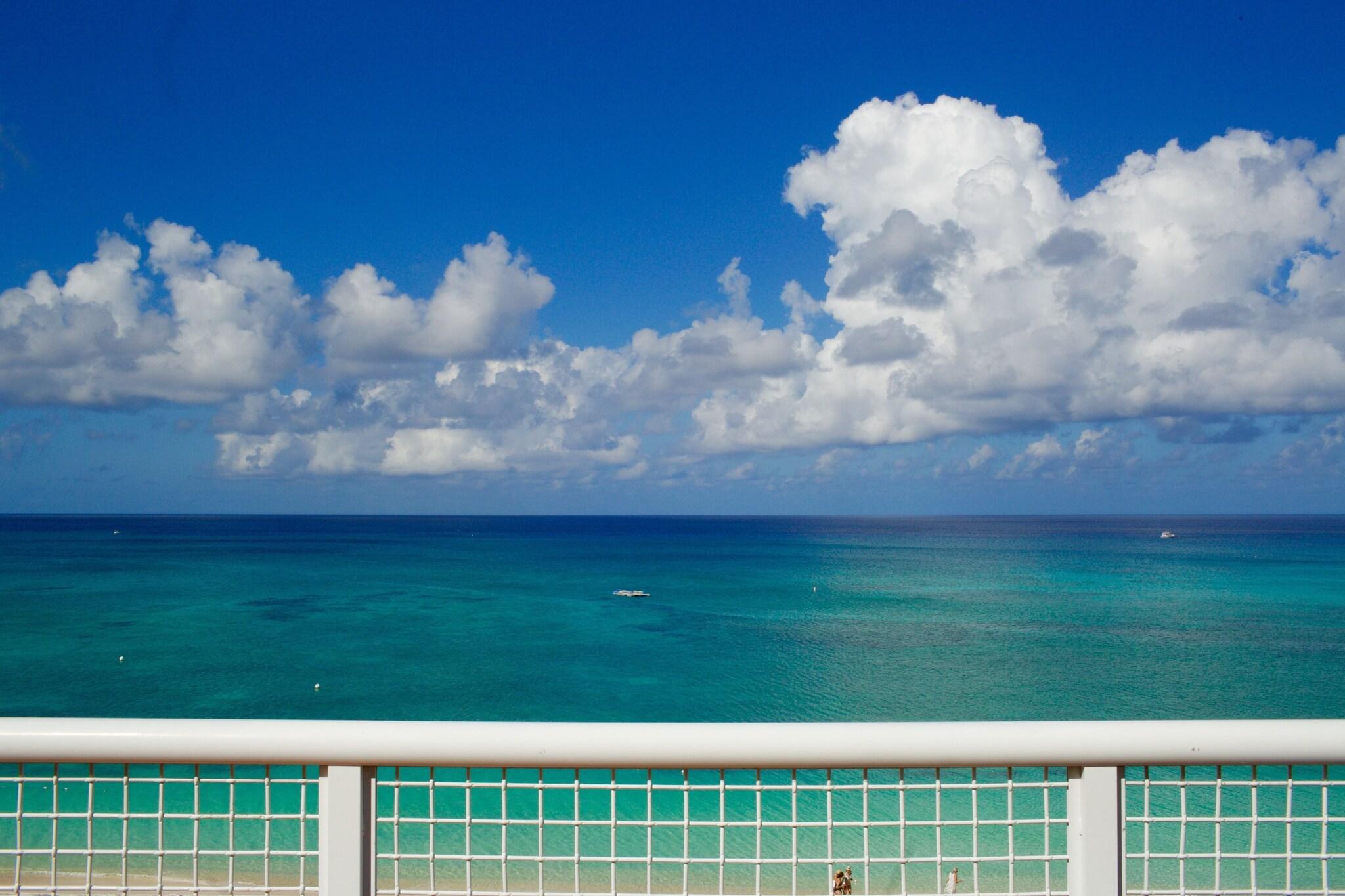 Suite Beach Front Two Bedrooms