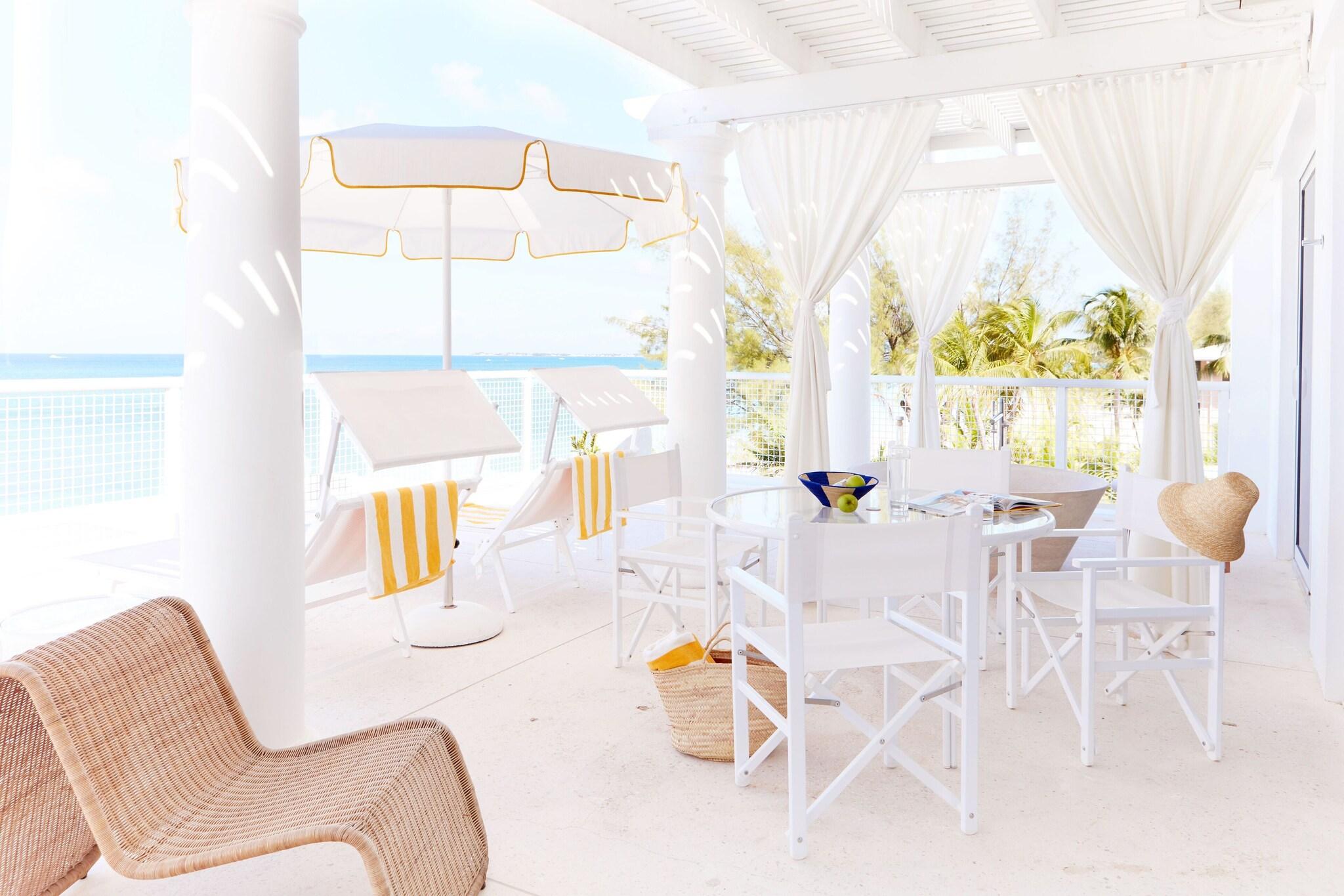 Suite Beach Front Two Bedrooms