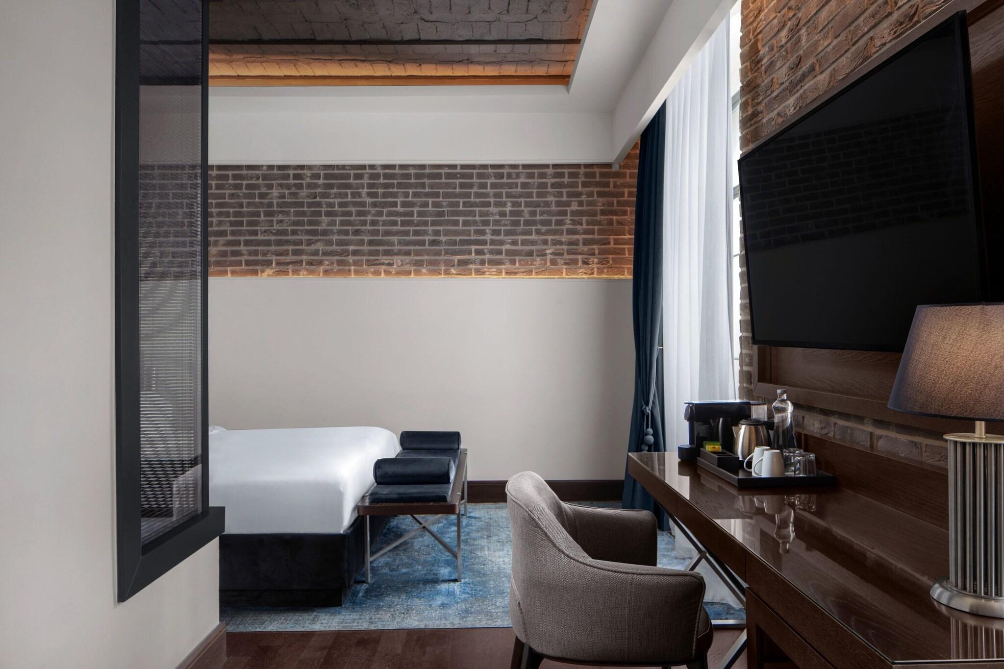 Double Premium King Bed