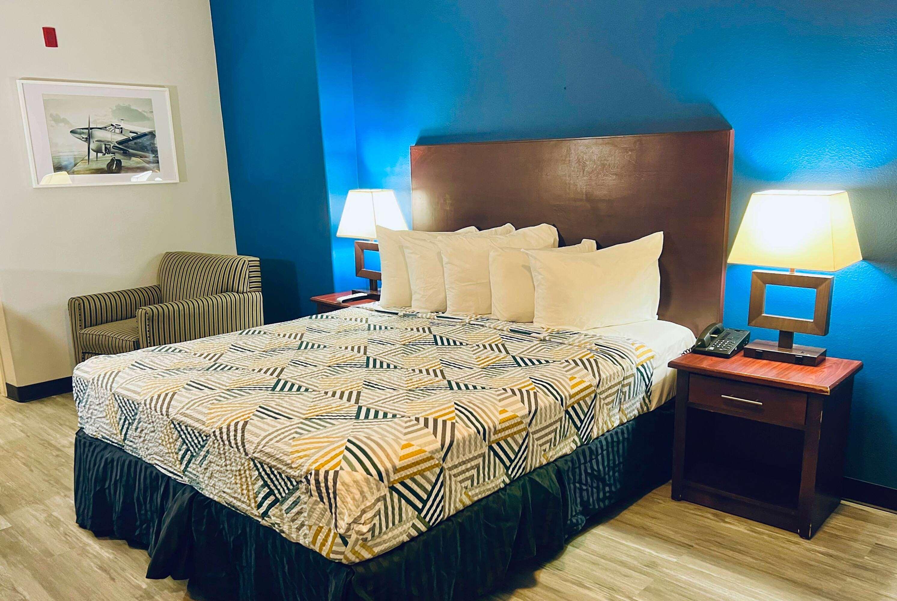 Room Accessible King Size Bed