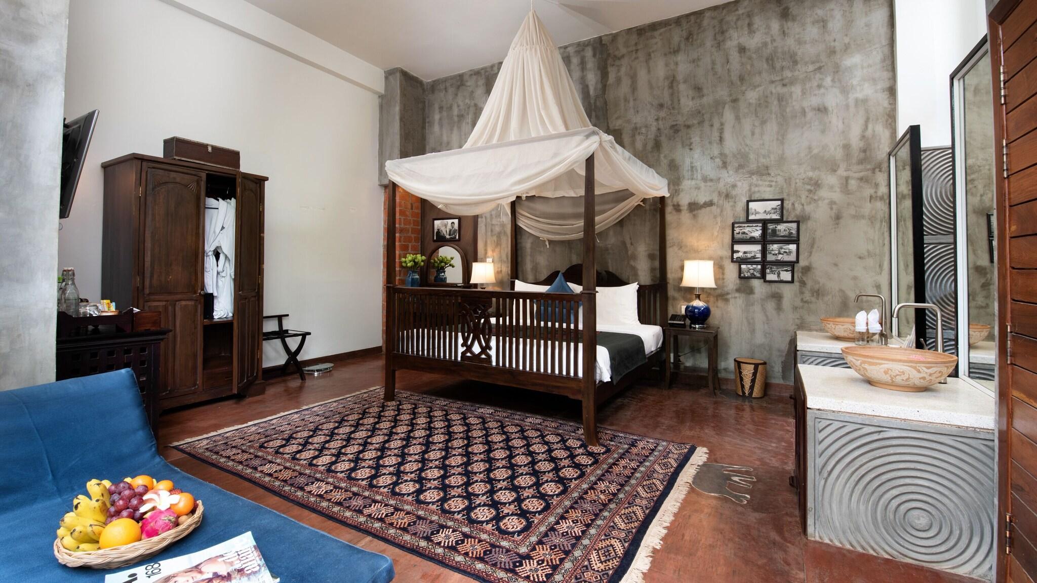 Double King Size Bed