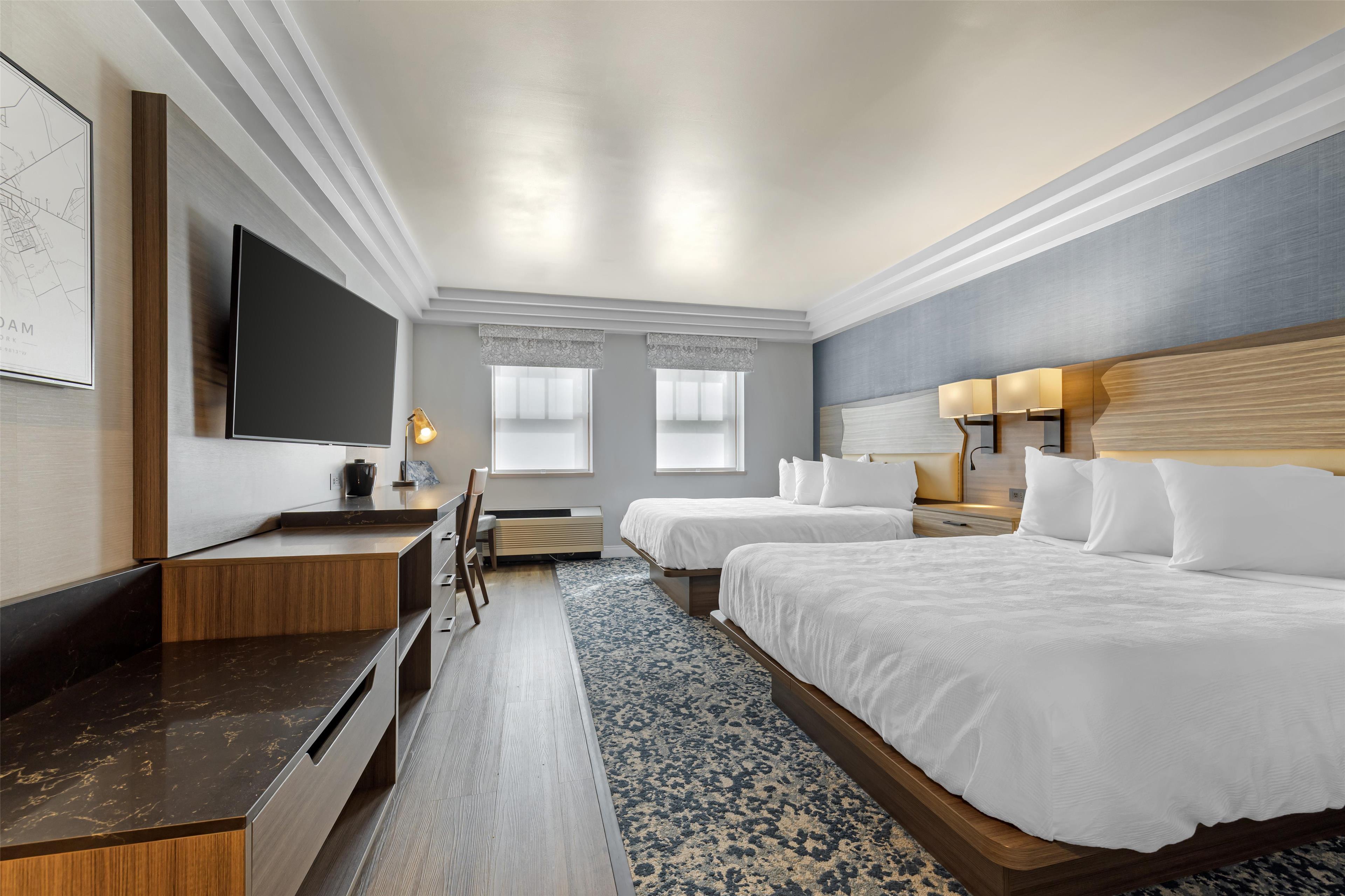 Double Two Queen Beds