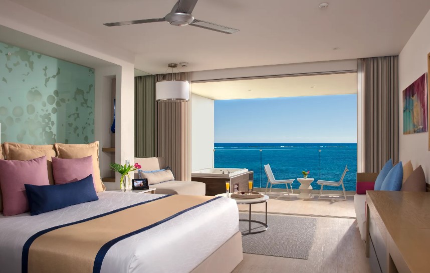 Junior Suite Club Ocean View