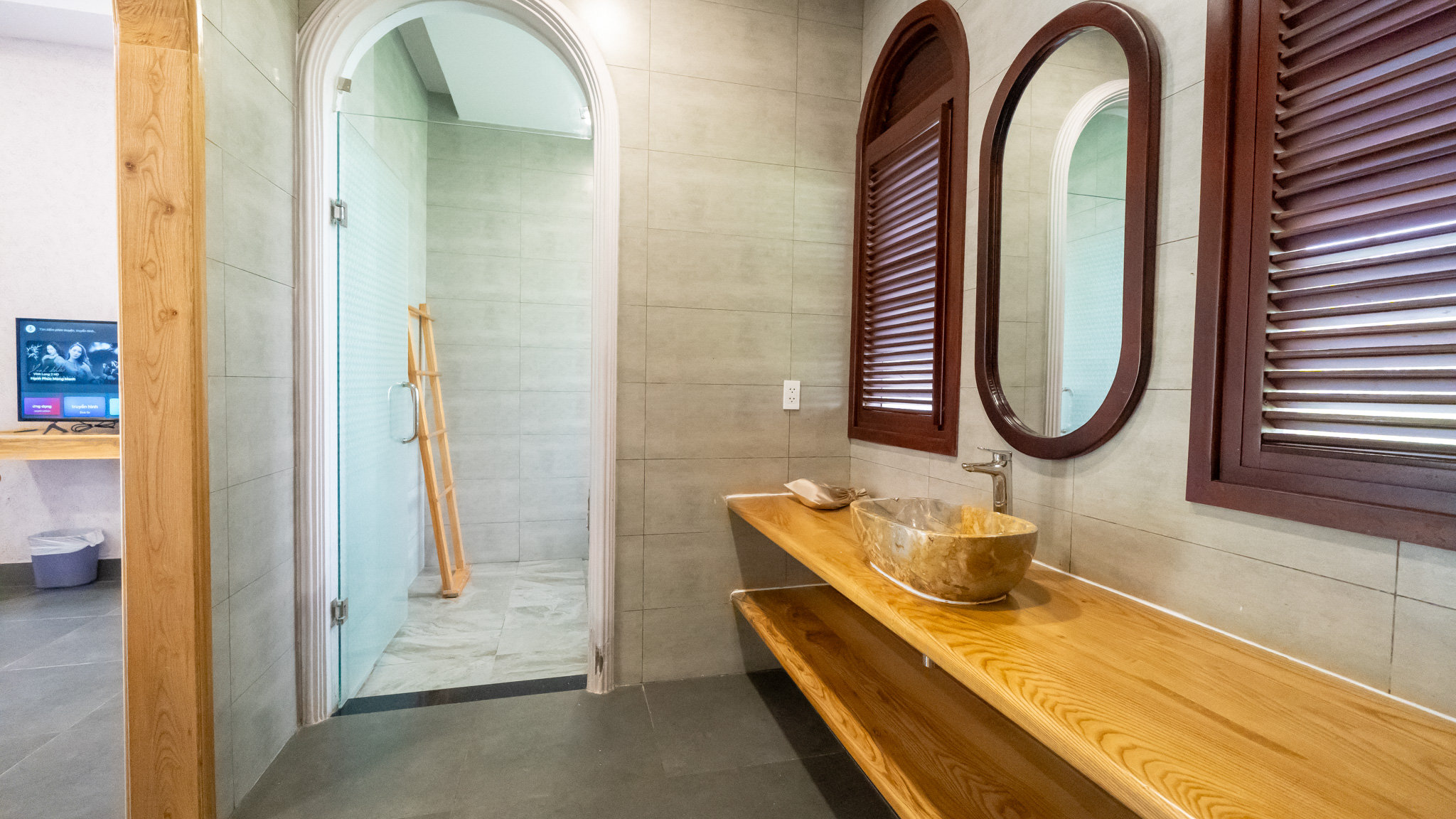 Quadruple Premium with Views