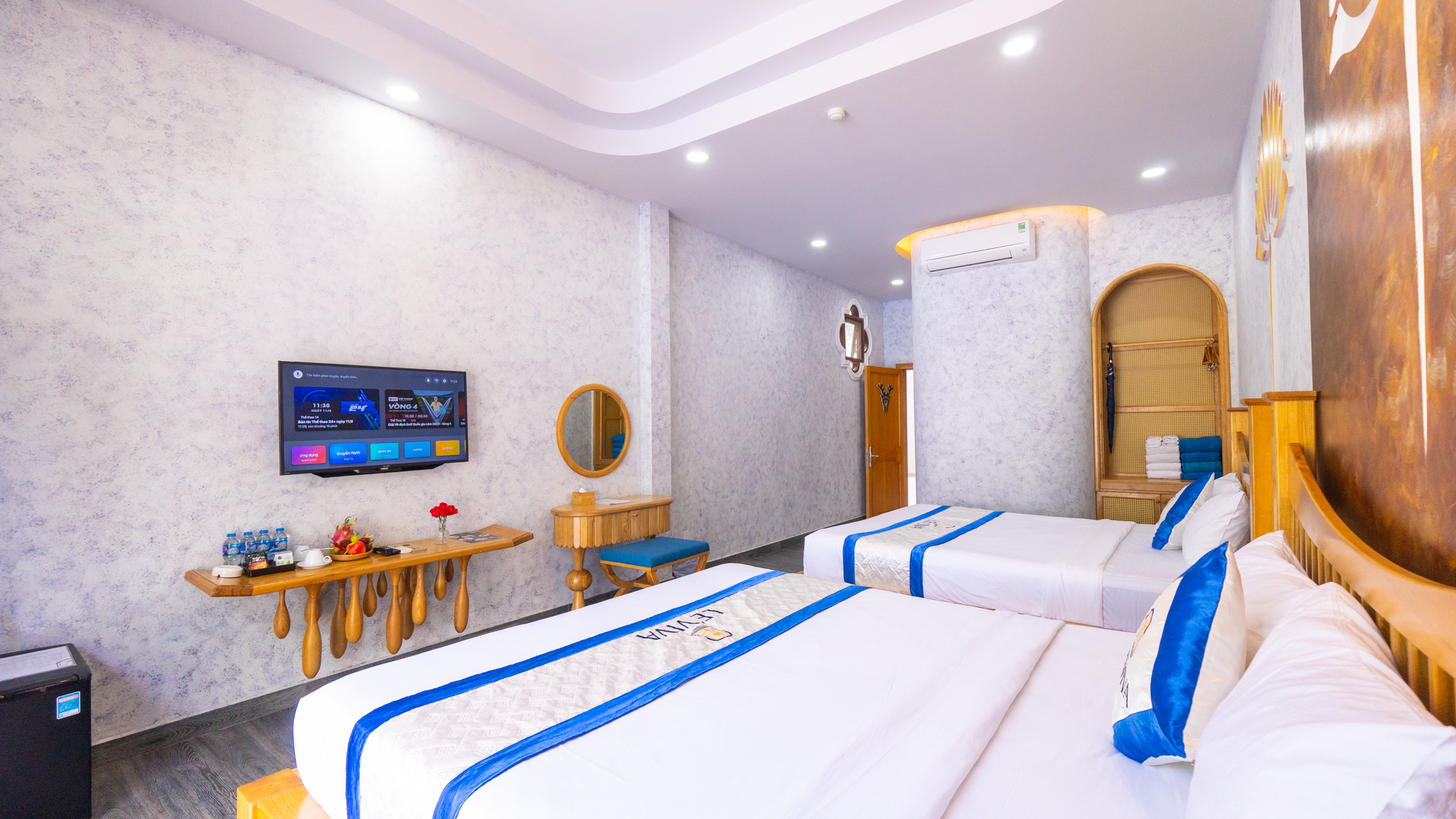 Quadruple Premium with Views