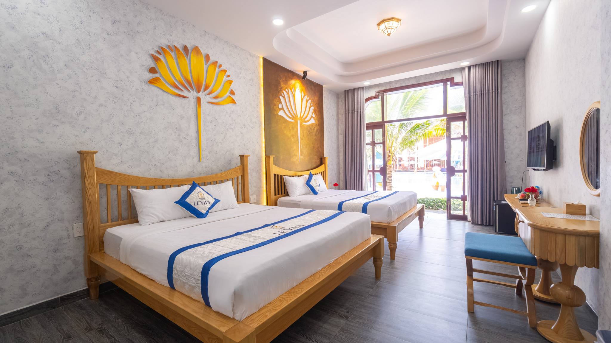 Quadruple Premium with Views