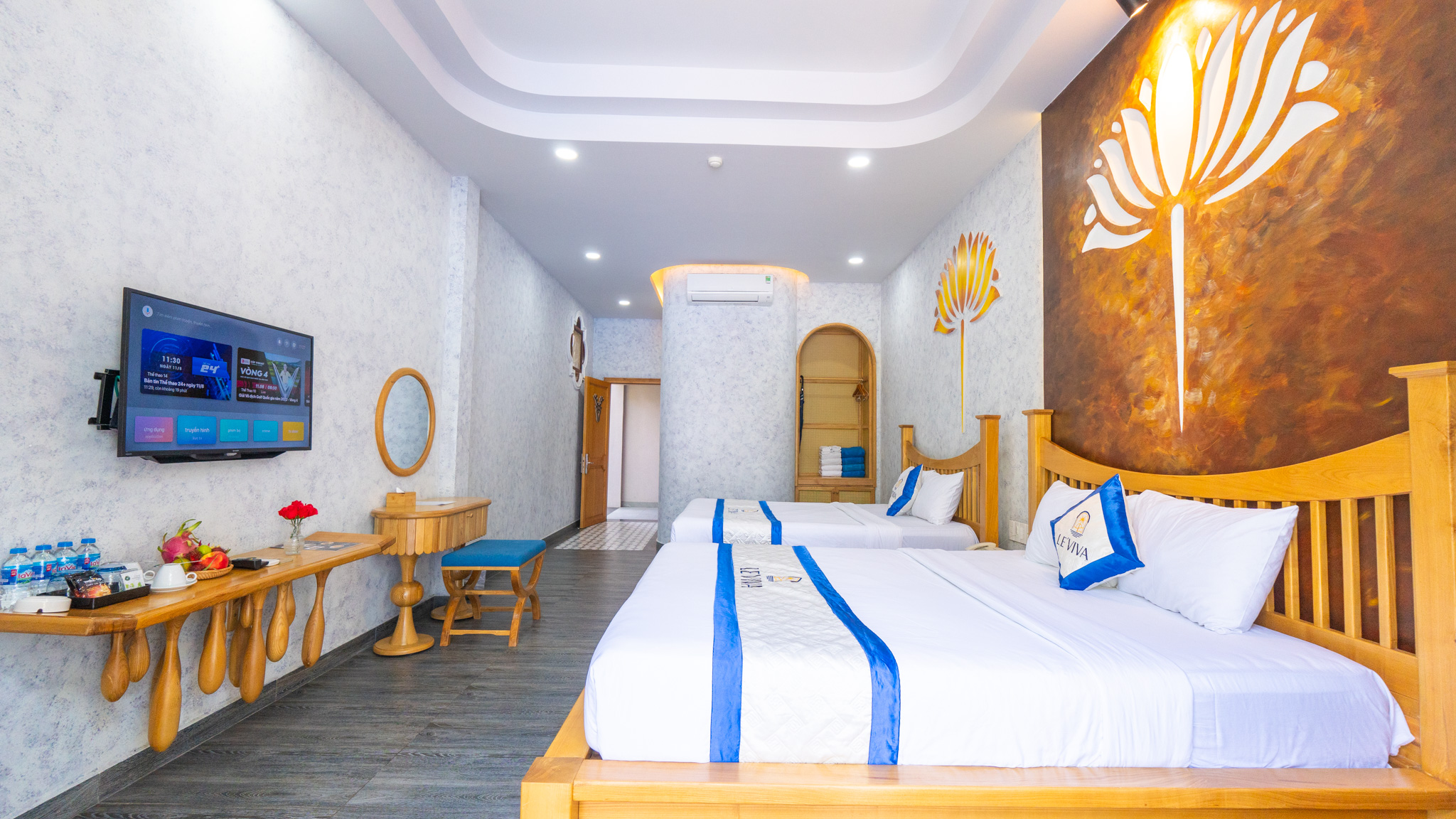 Quadruple Premium with Views