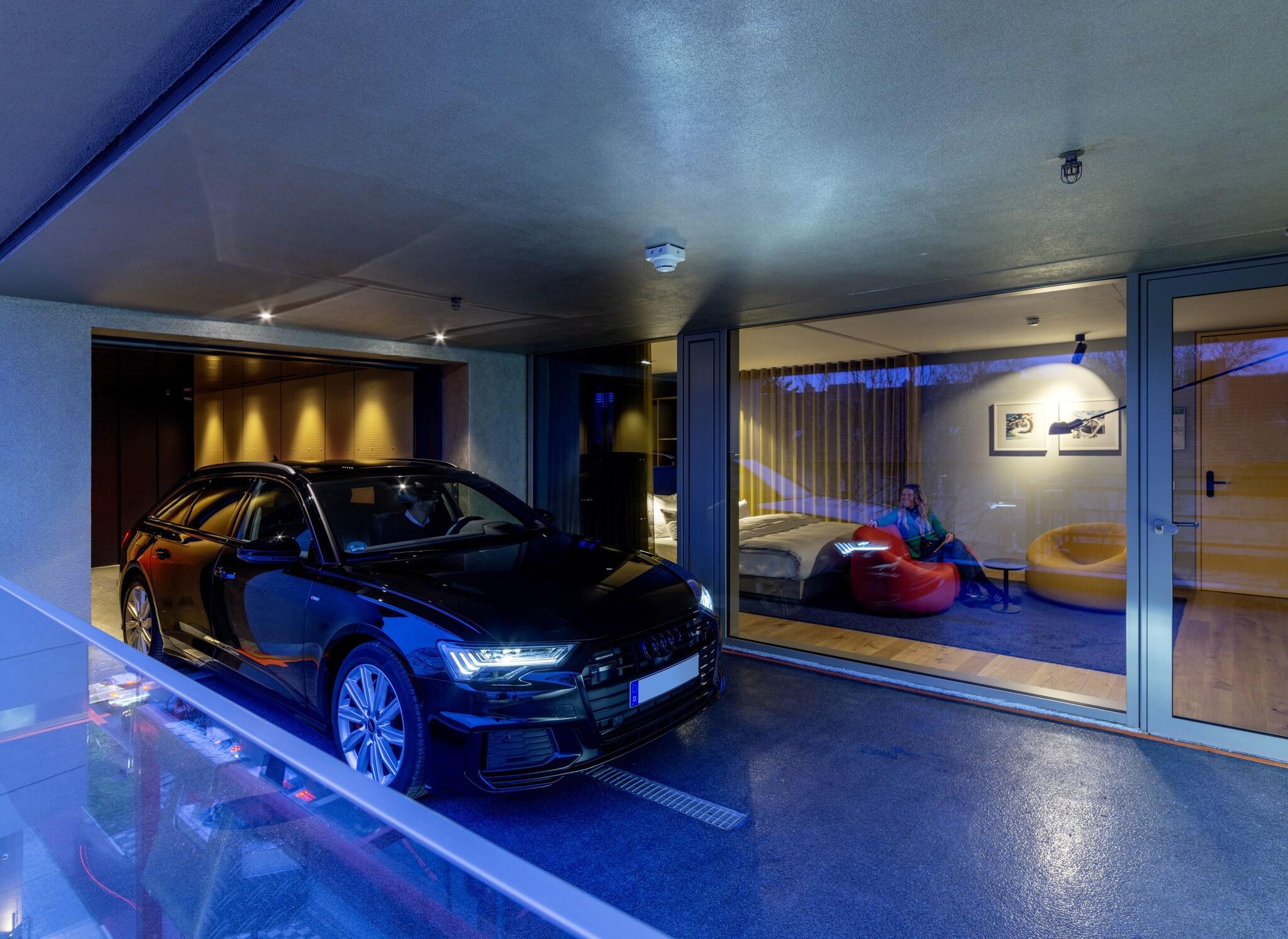 Double King Size Bed