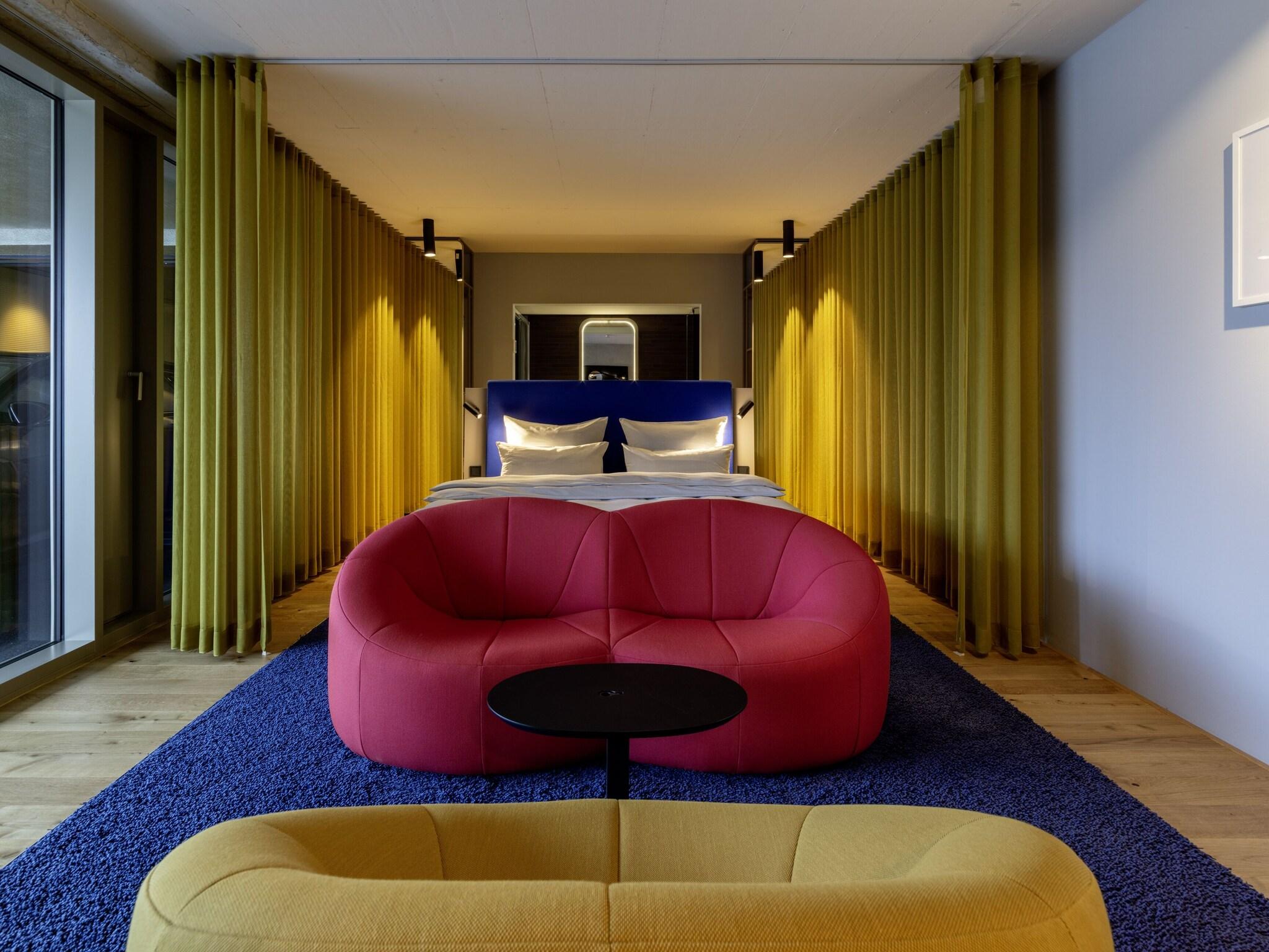 Double King Size Bed