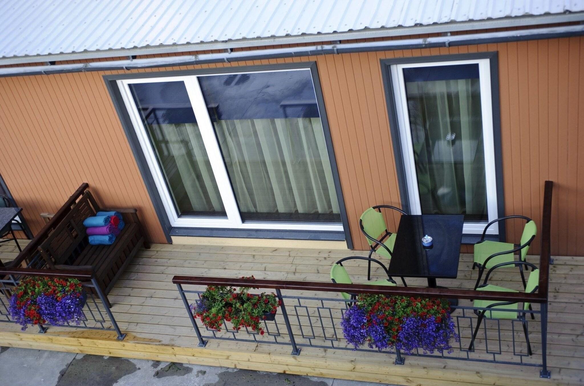 Apartment King Size Bed