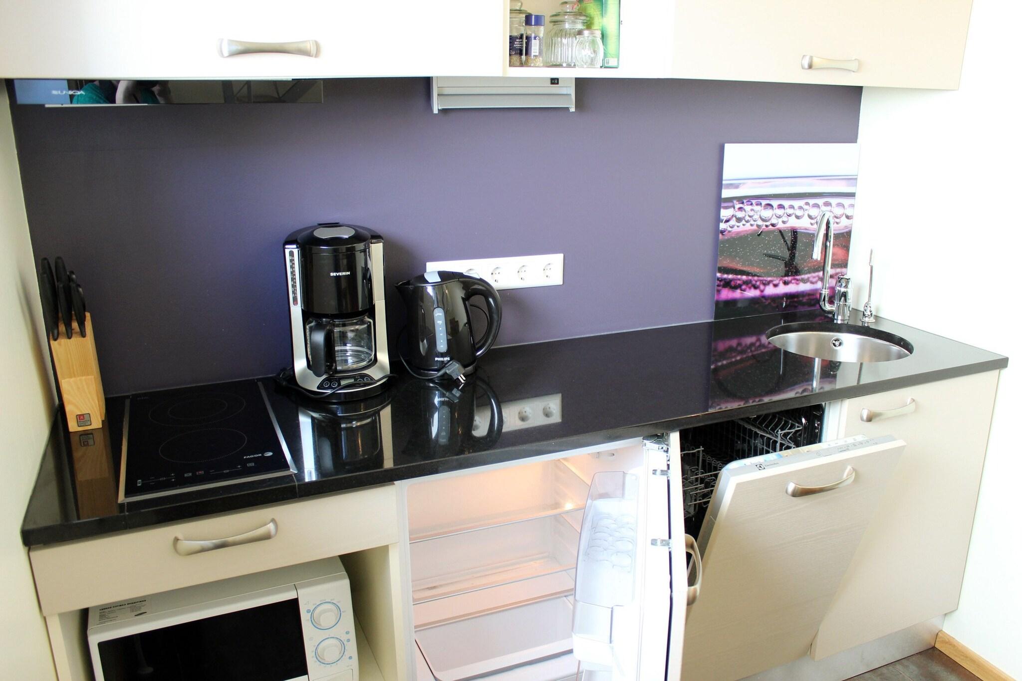 Apartment King Size Bed