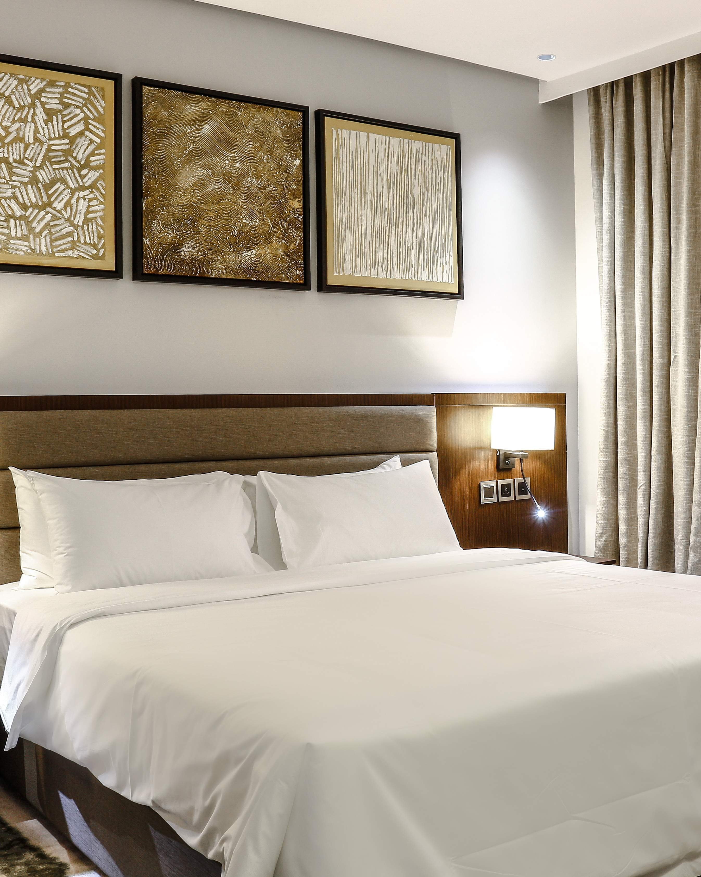 Suite Two Bedrooms Two Bathrooms