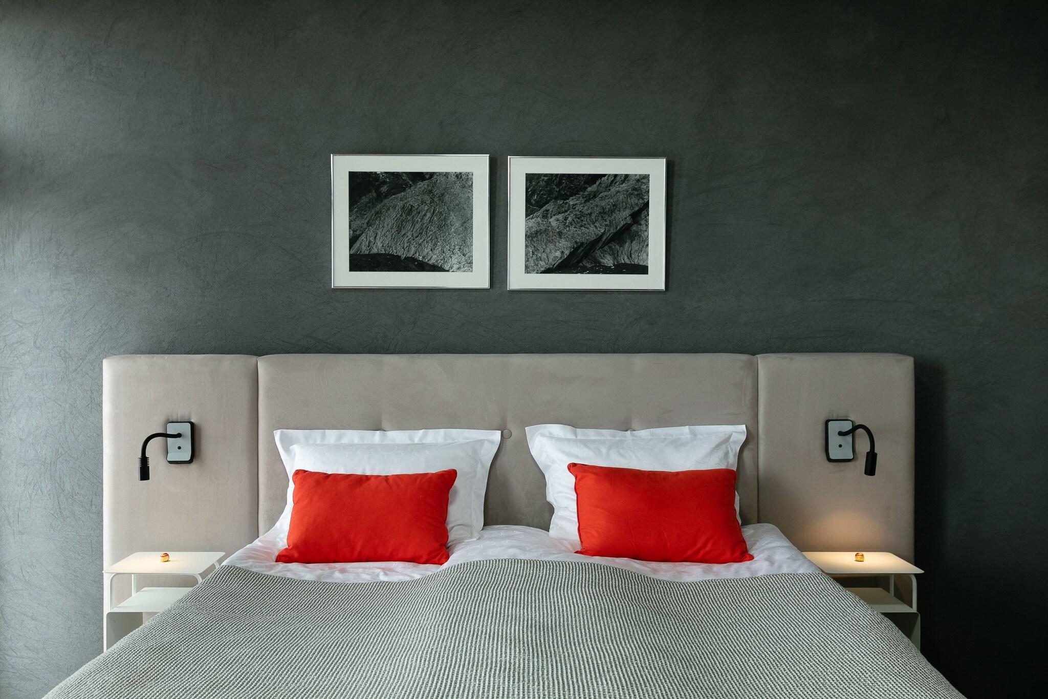 Double Deluxe with Views