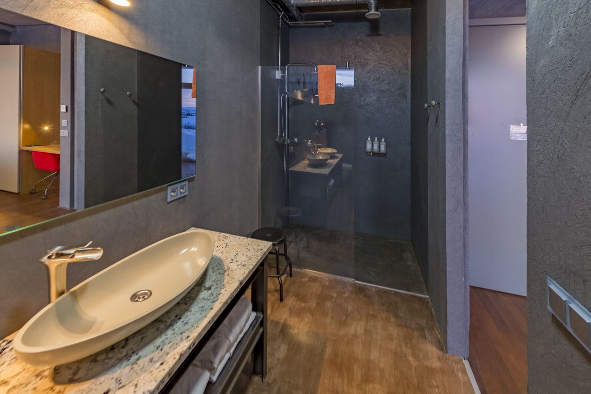 Double Deluxe with Views