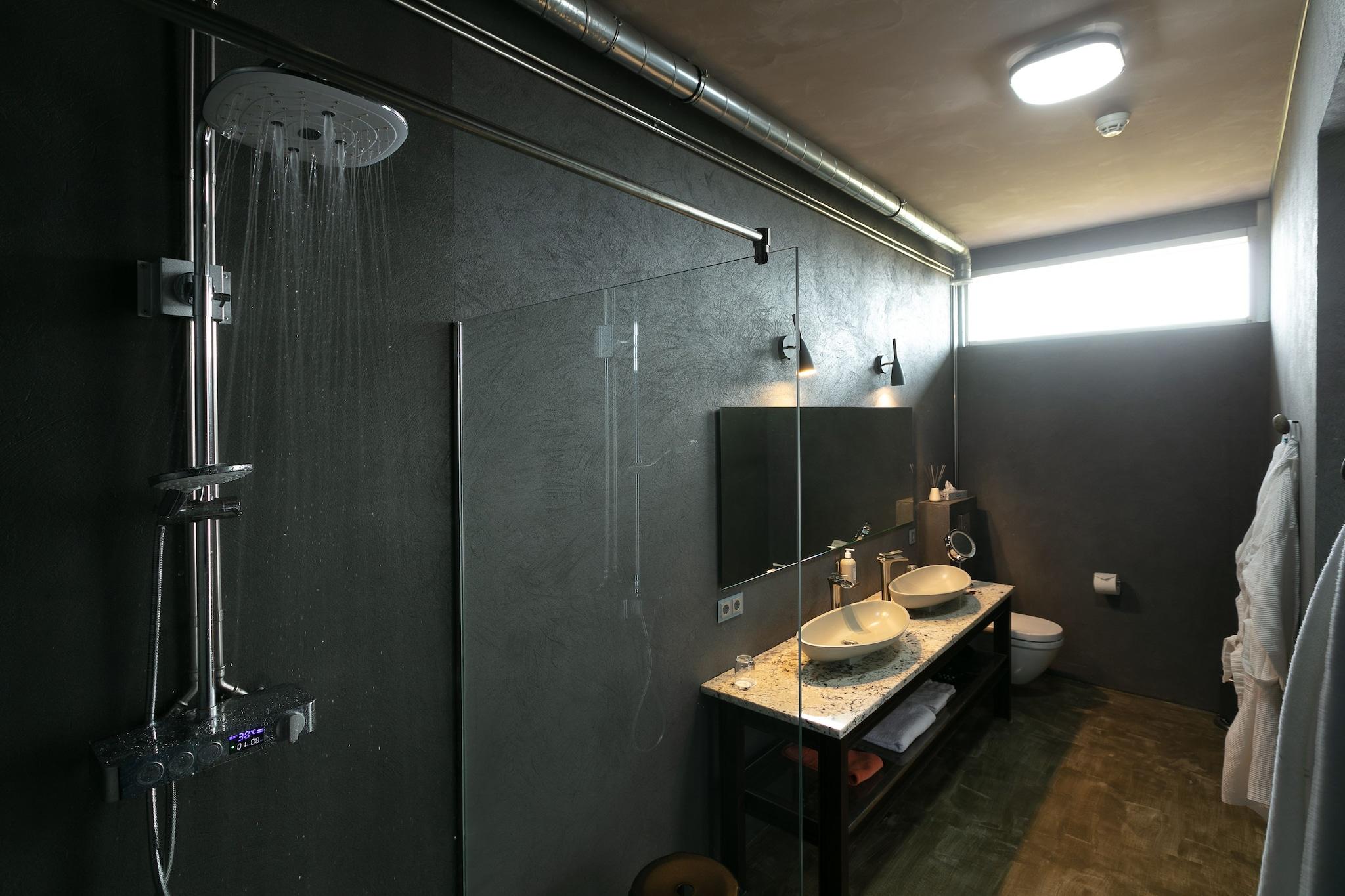 Double Deluxe with Views