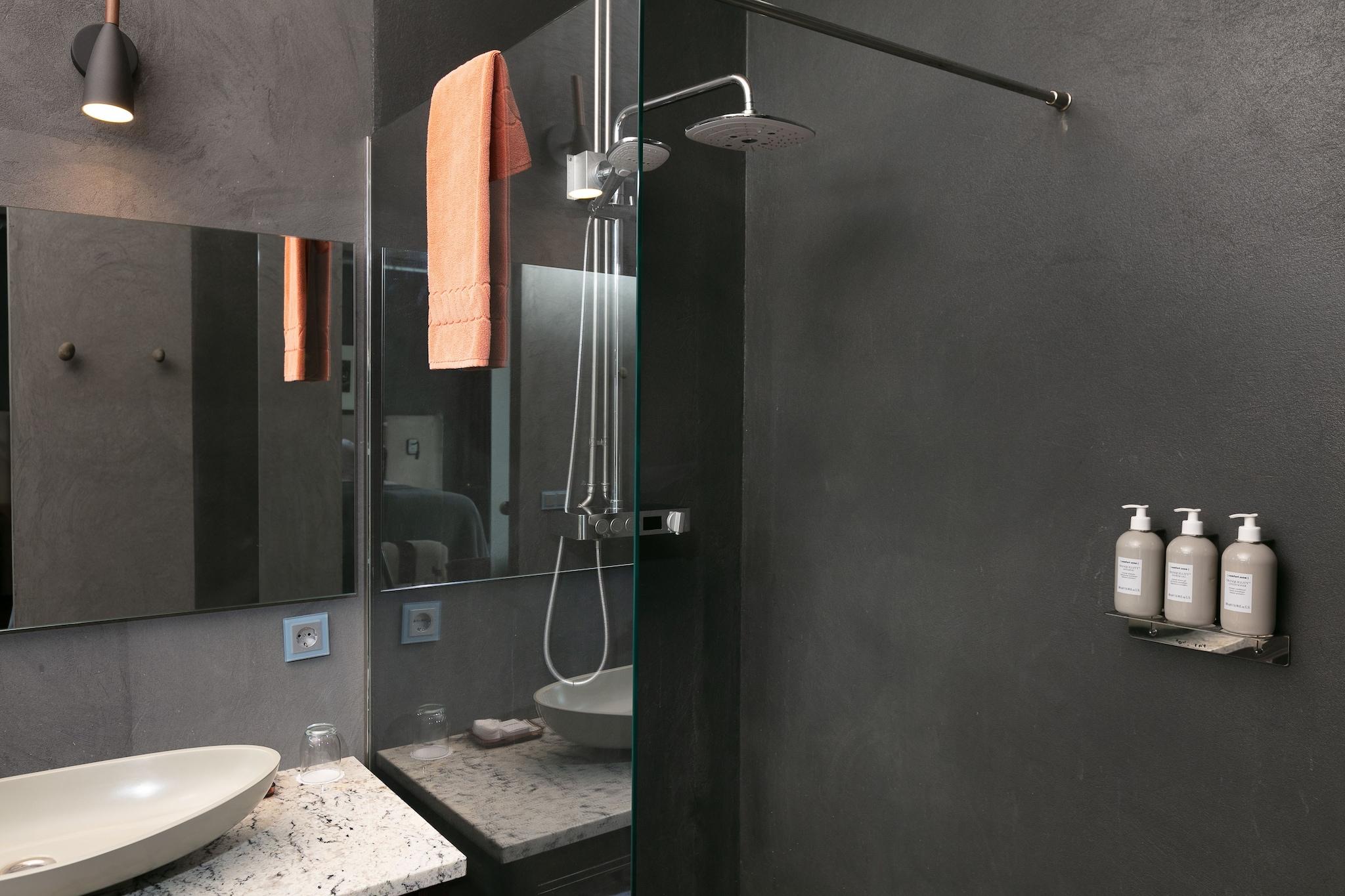 Junior Suite Accessible