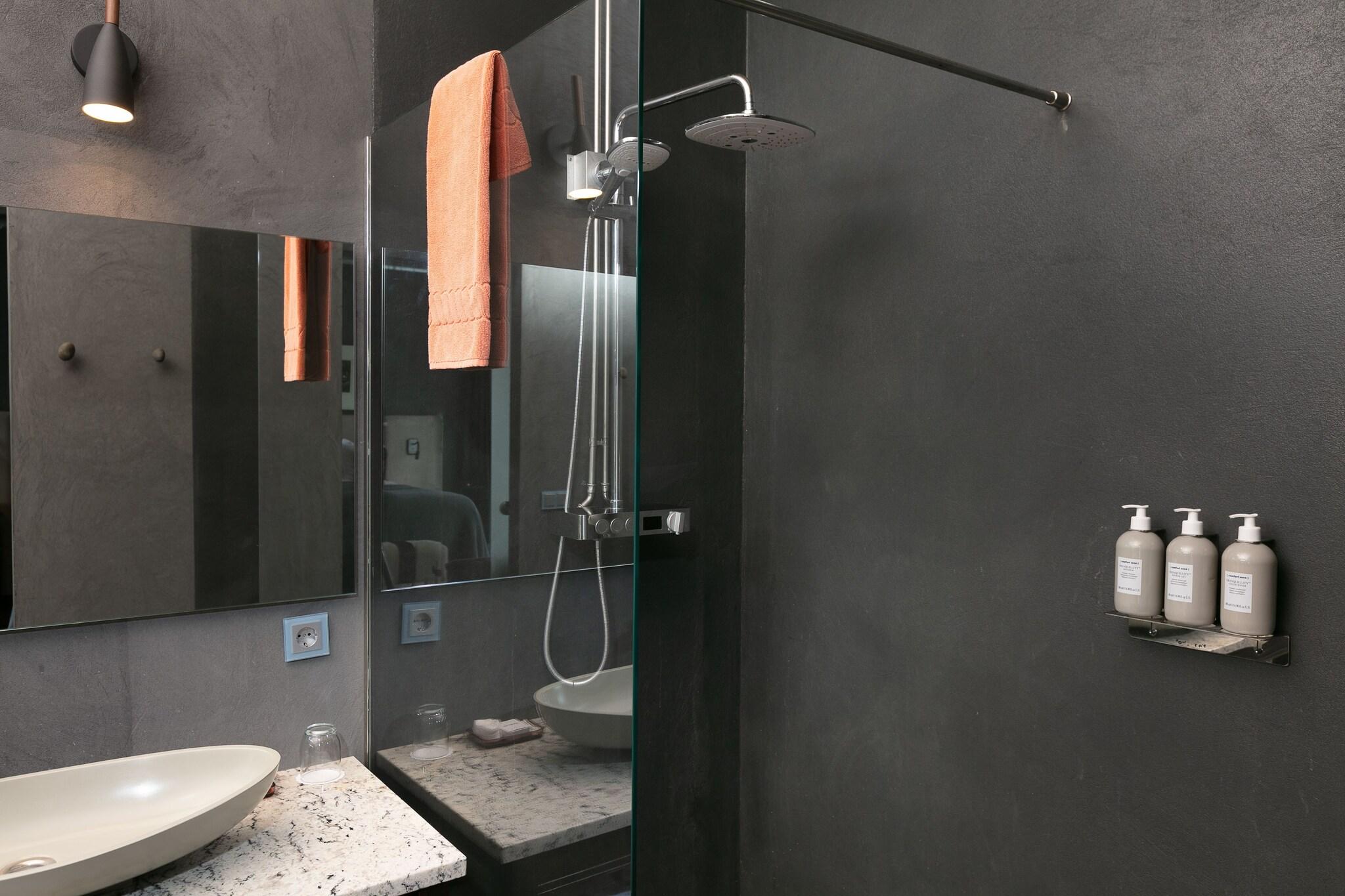 Junior Suite Accessible