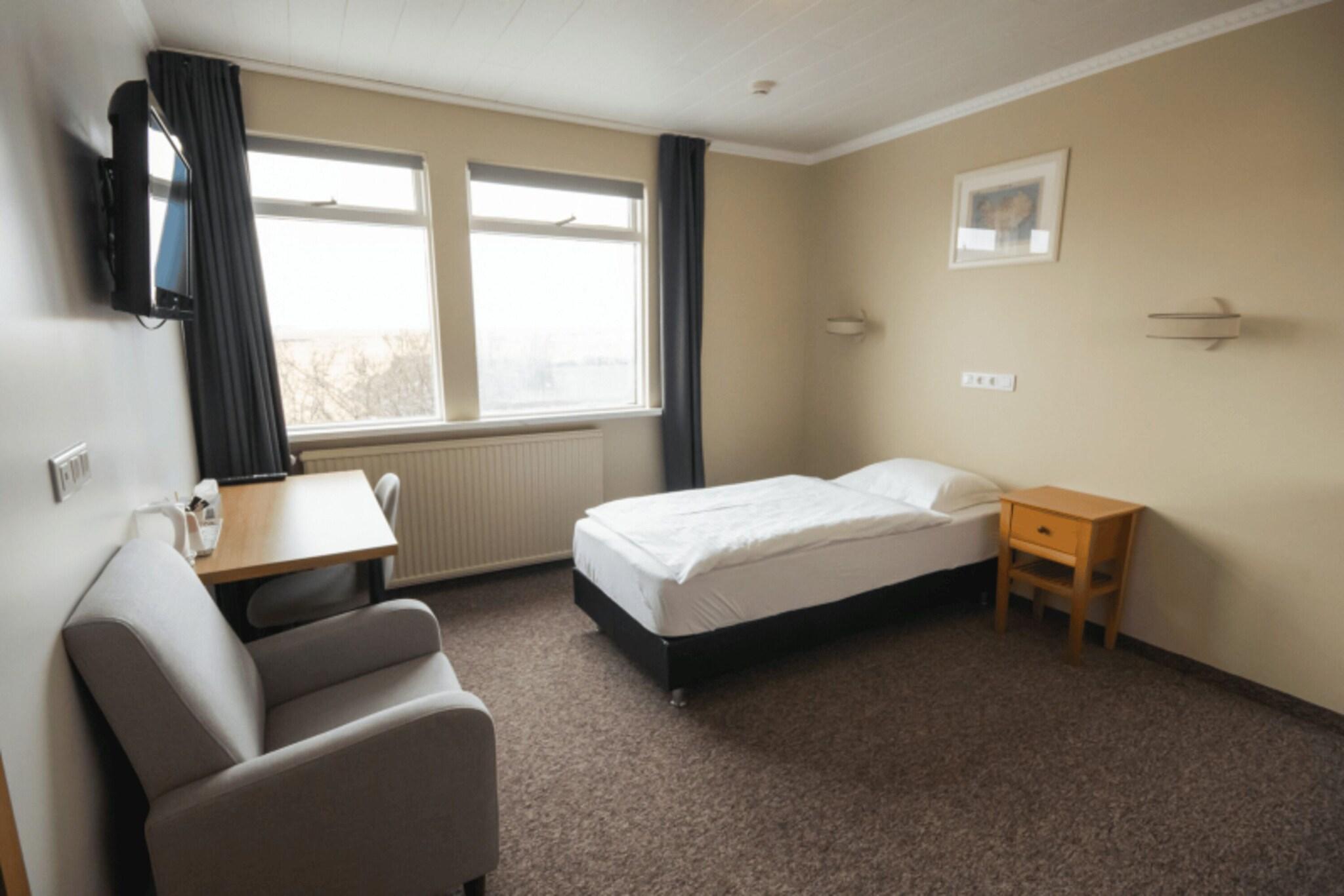 Double or Twin Queen Size Bed