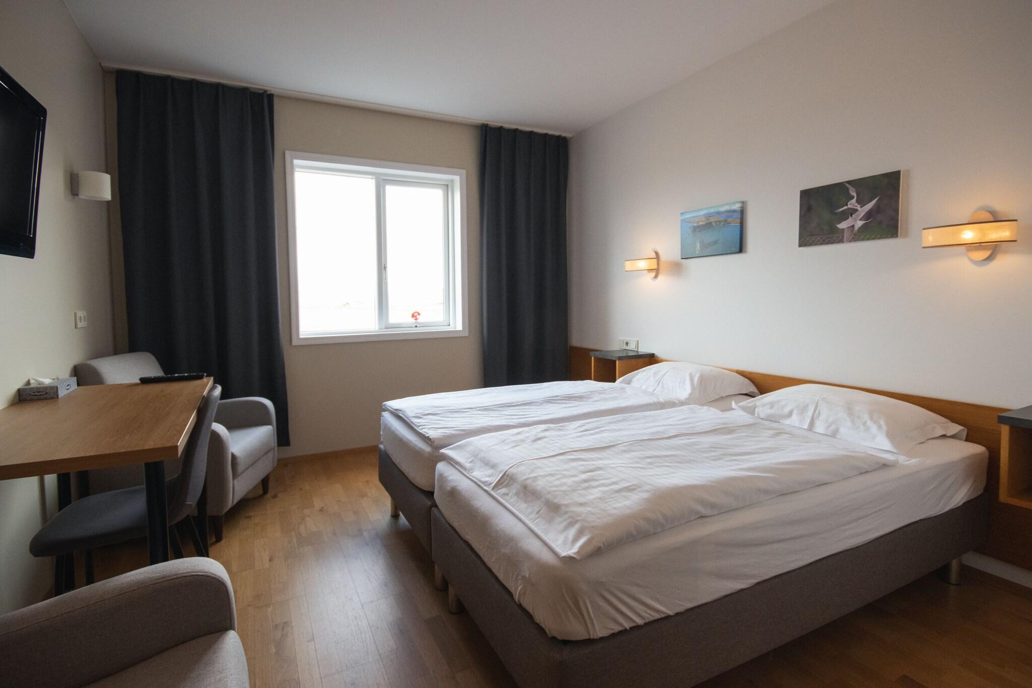 Double or Twin Queen Size Bed