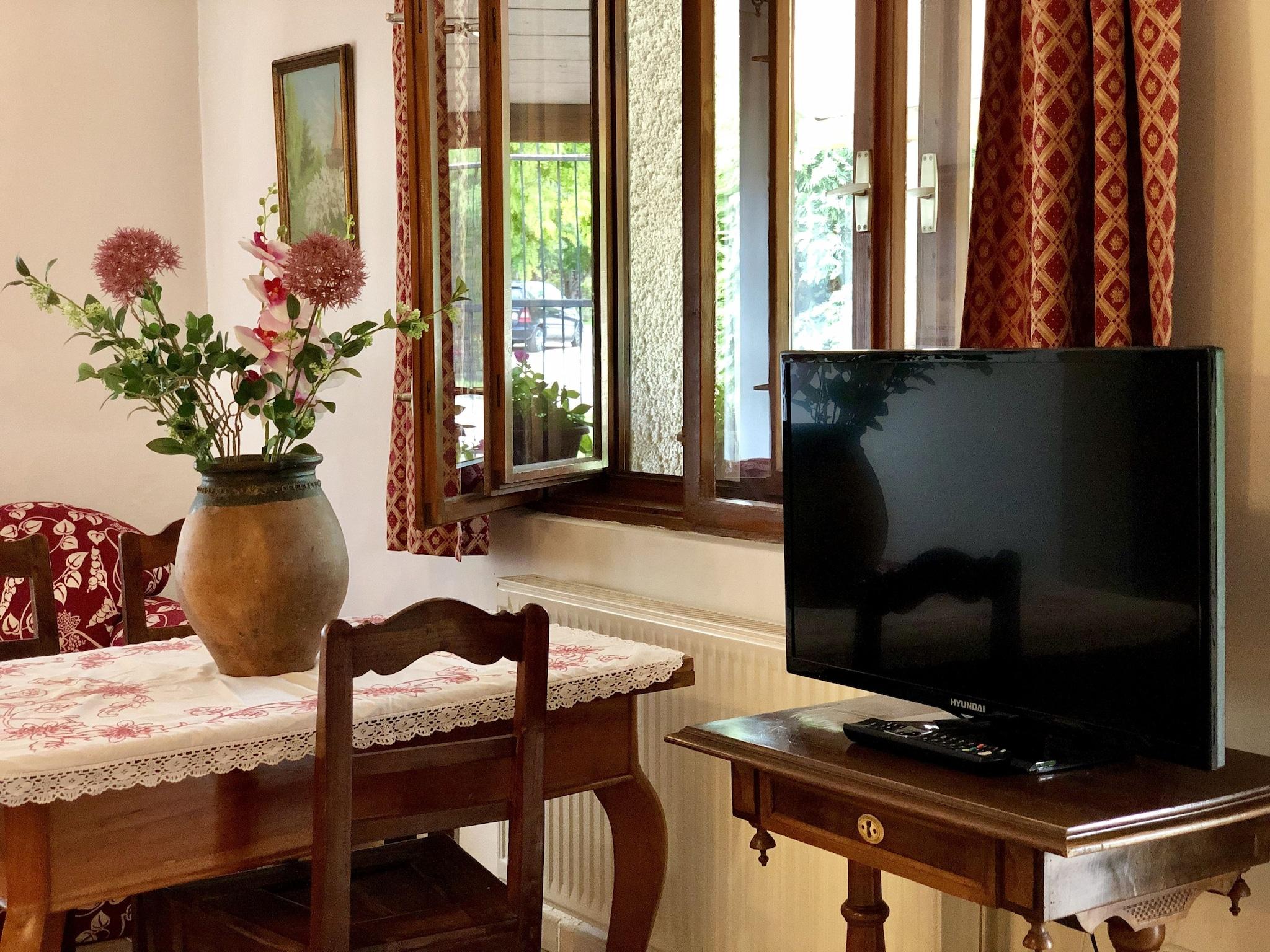 Double Queen Size Bed