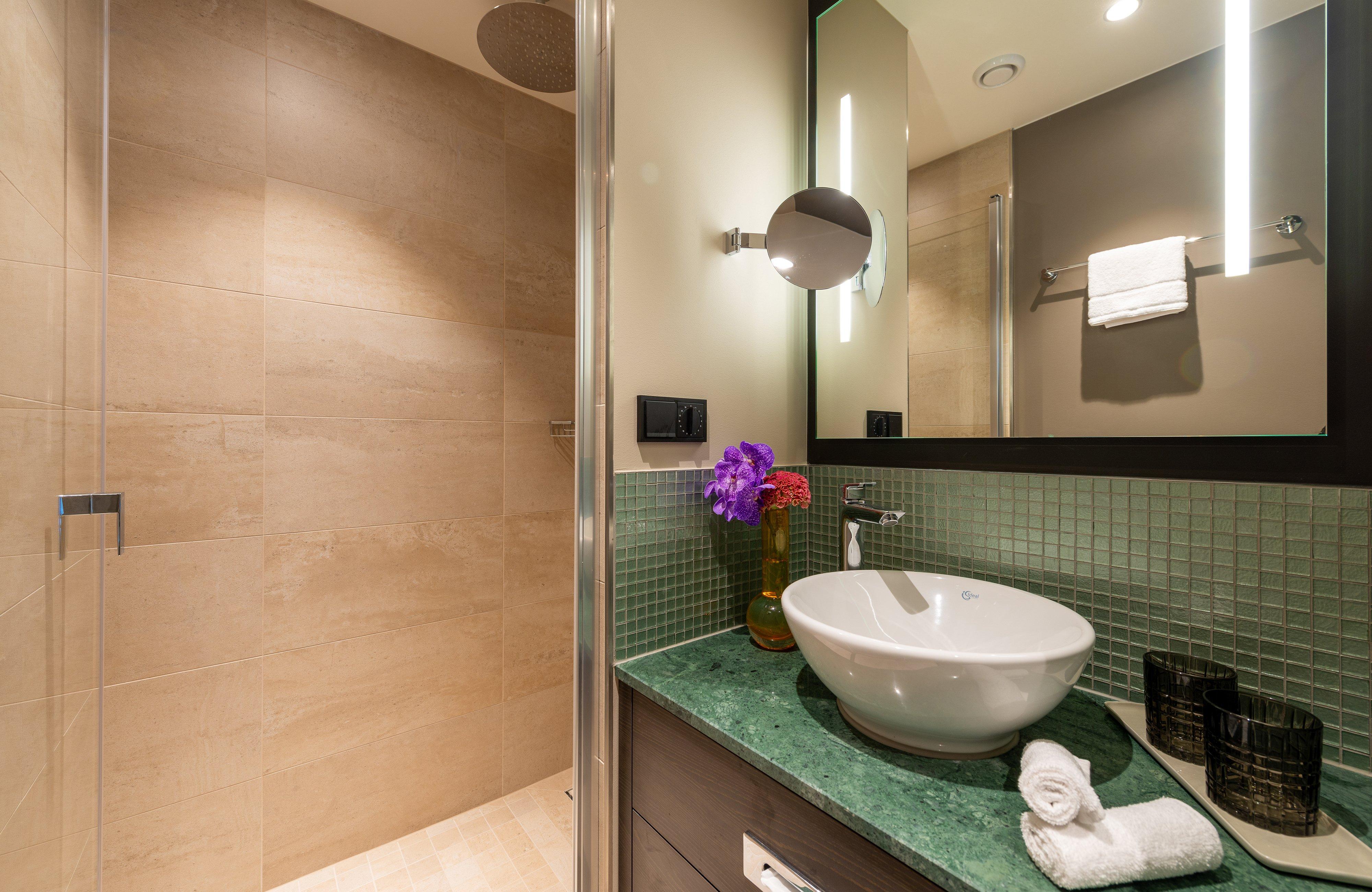 Double or Twin Deluxe