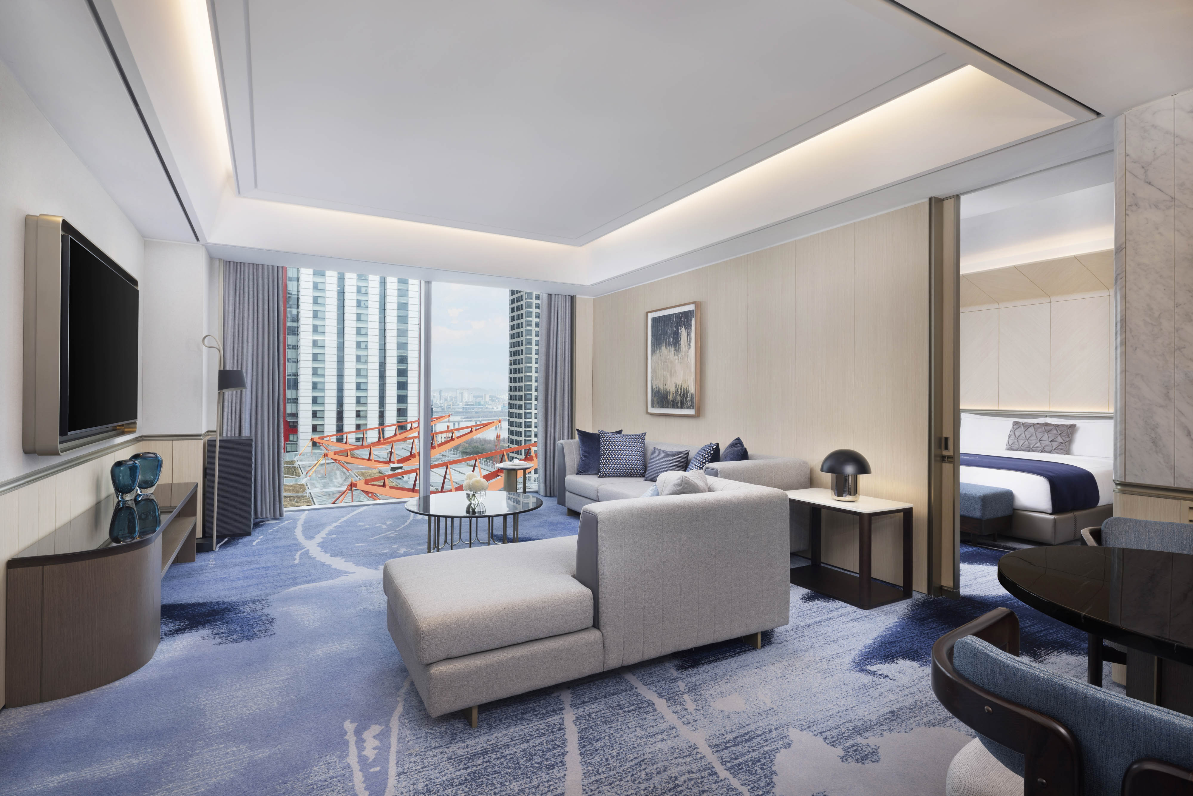 Suite Premier with Views