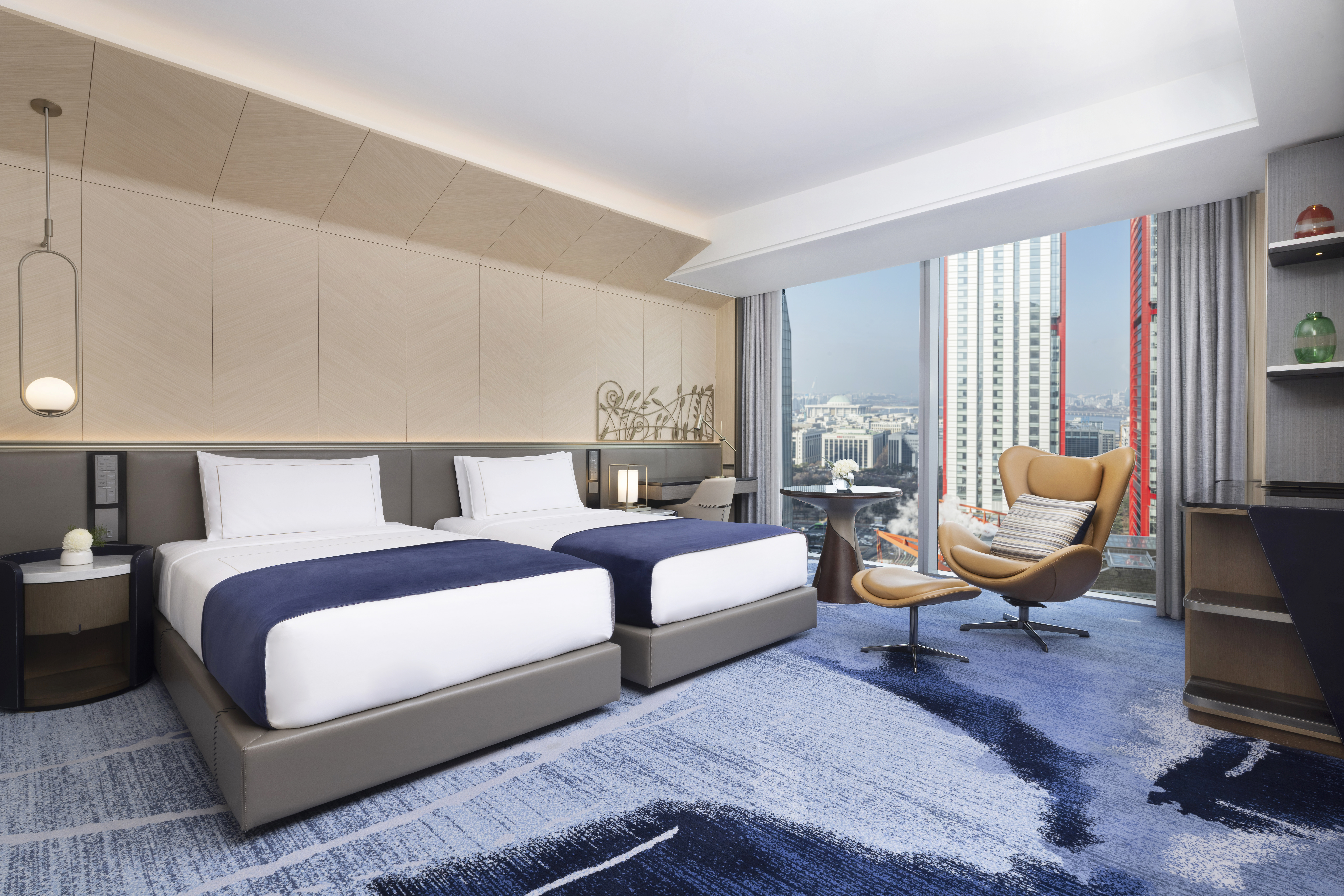 Suite Premier with Views