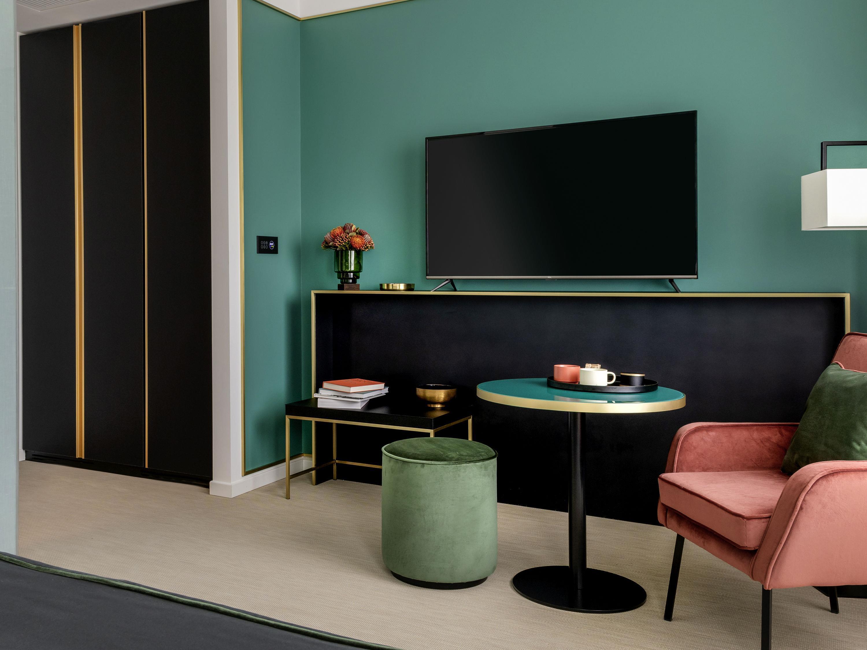 Double or Twin Superior