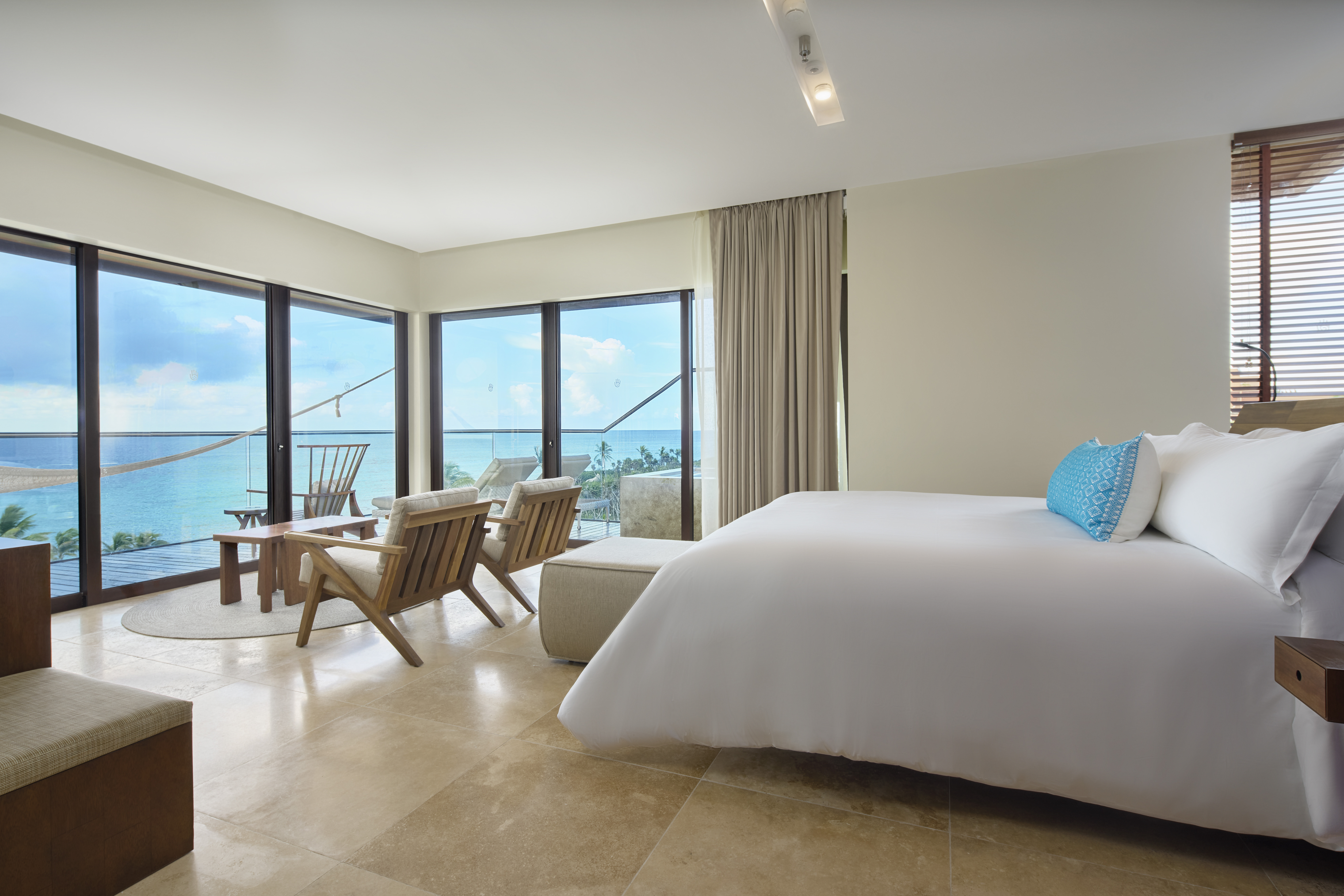 Junior Suite Ocean Front