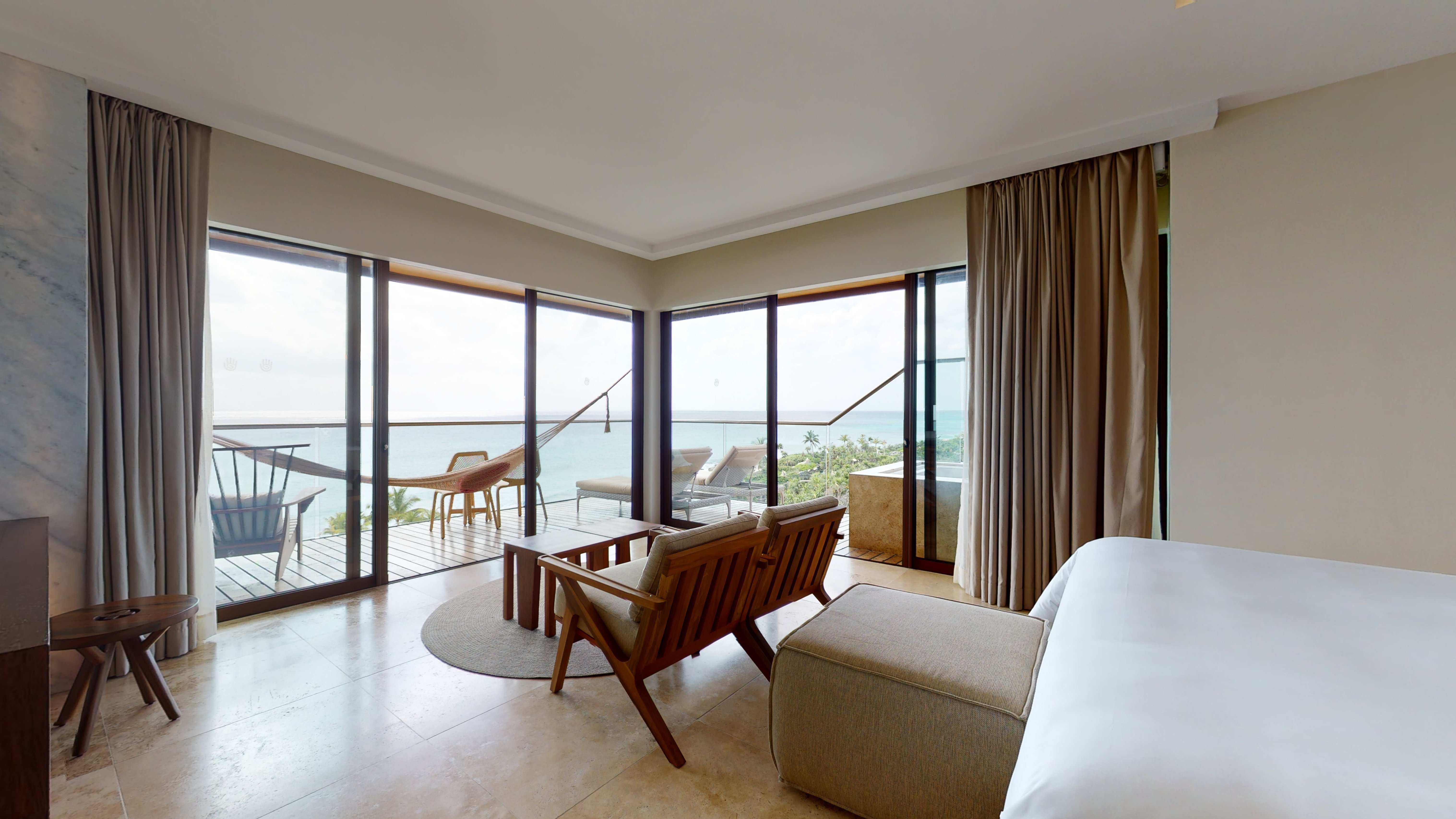 Junior Suite Ocean Front