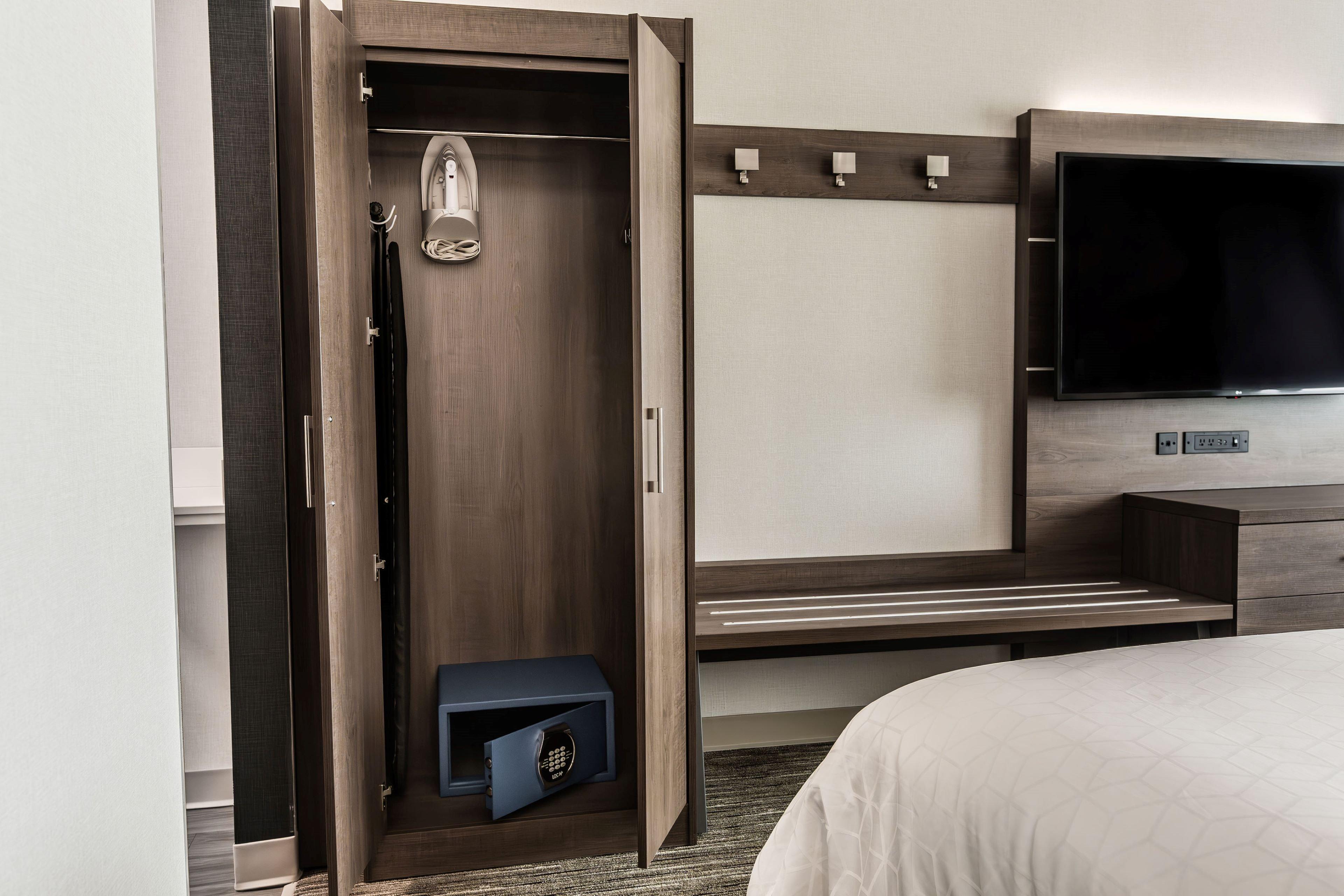 Double Accessible-two Queen Beds