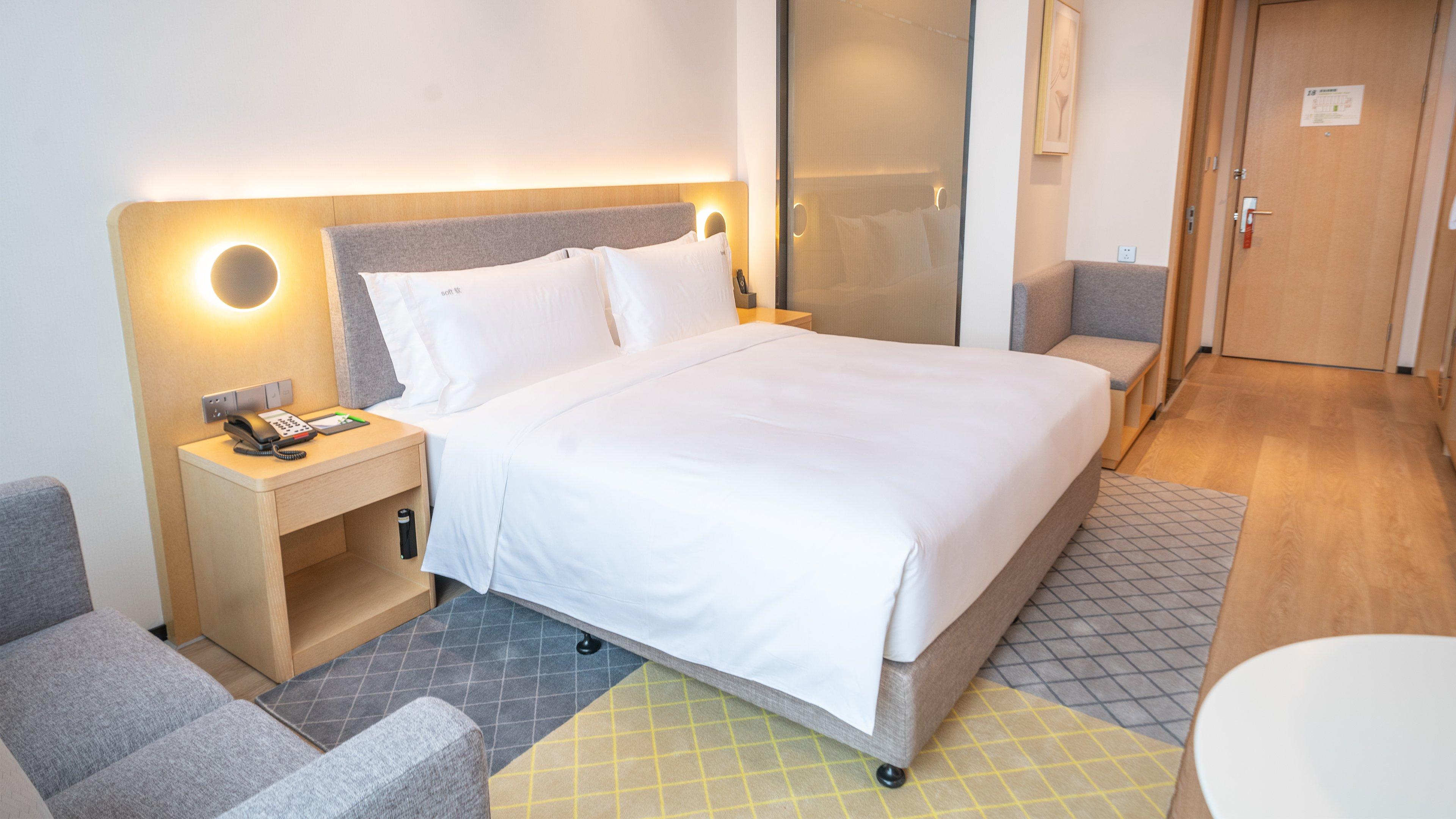 Double King Size Bed