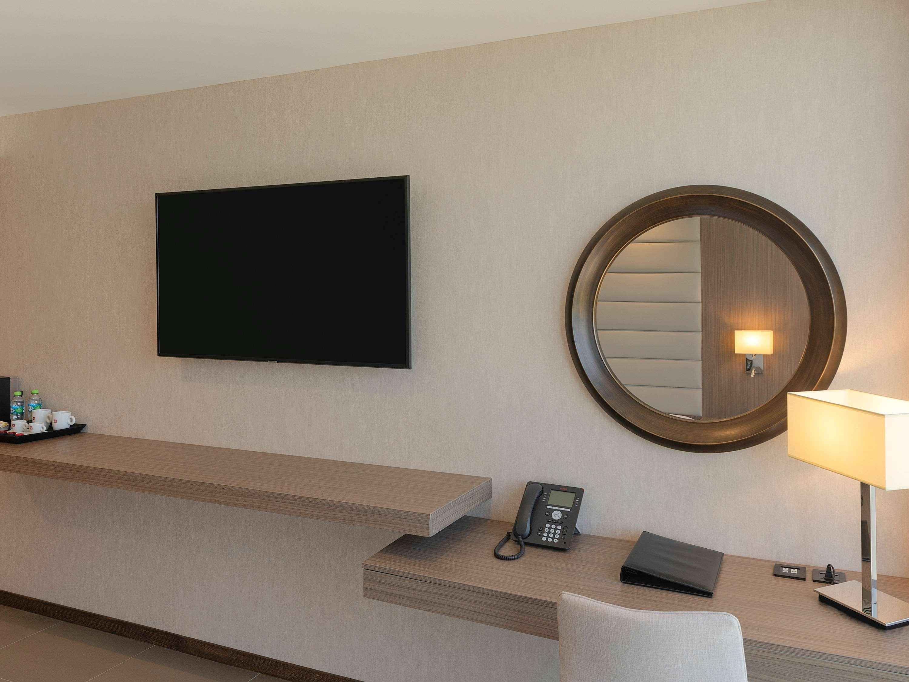 Double Classic King Bed