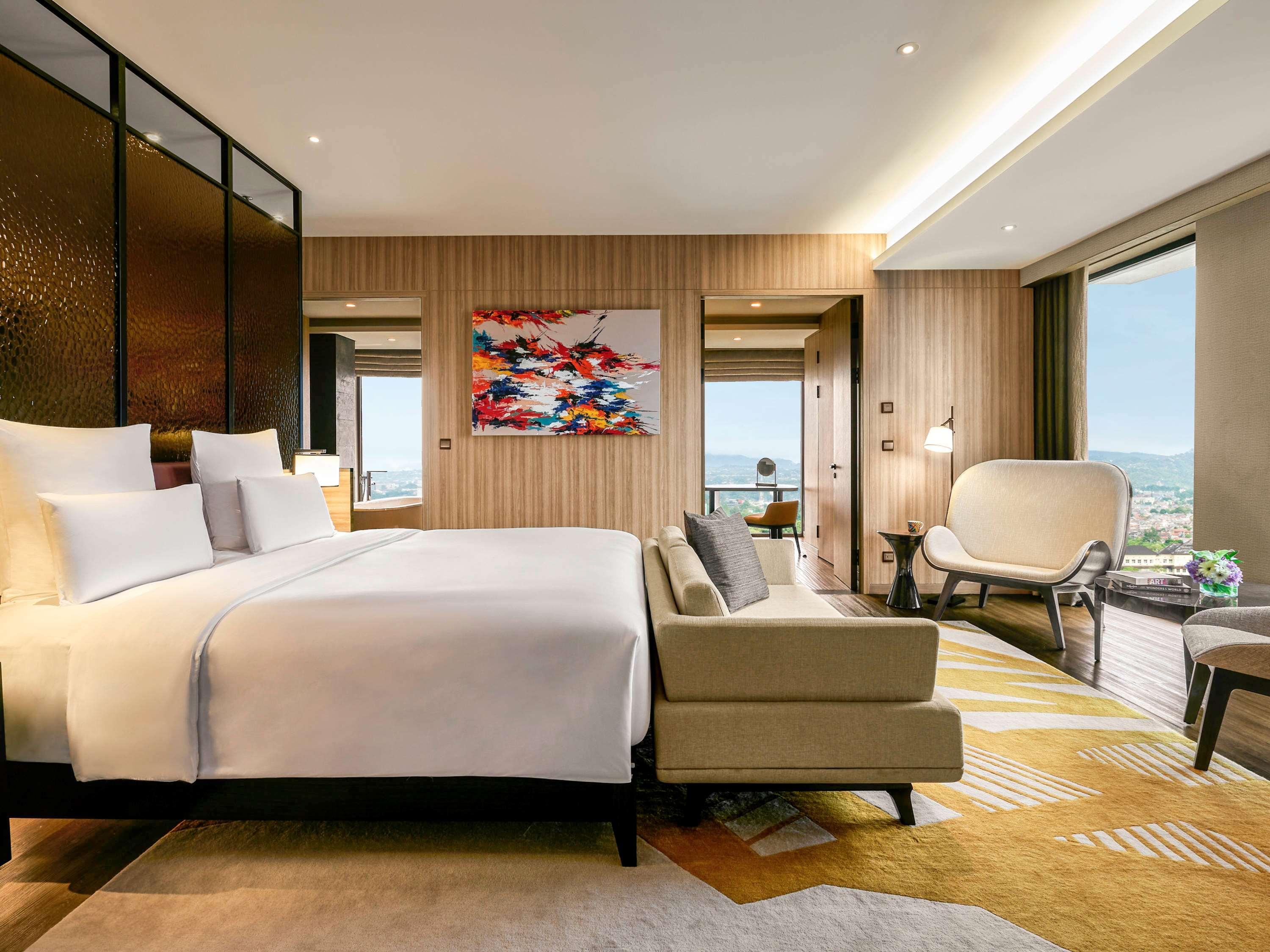 Junior Suite King Size Bed