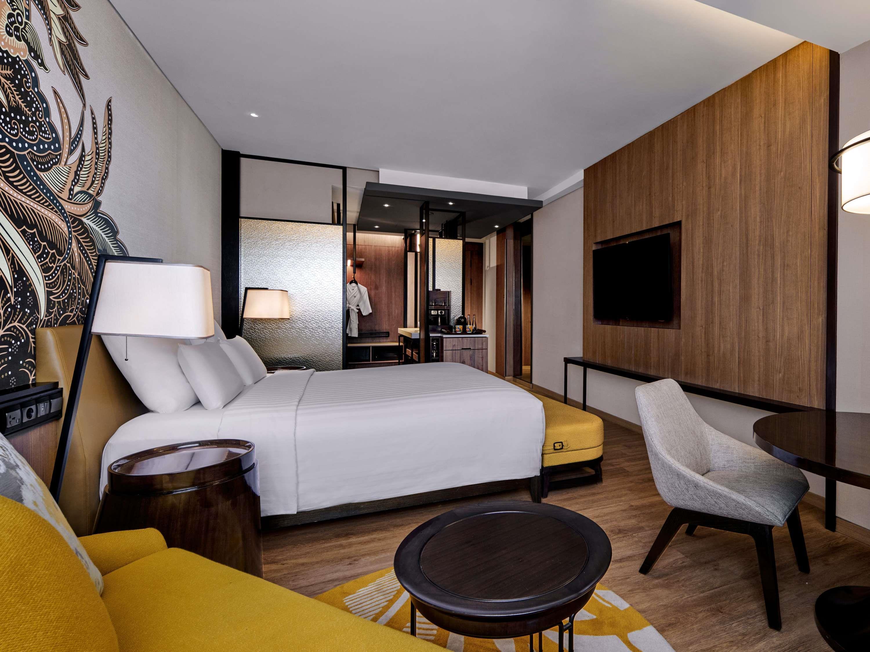 Double Classic King Bed