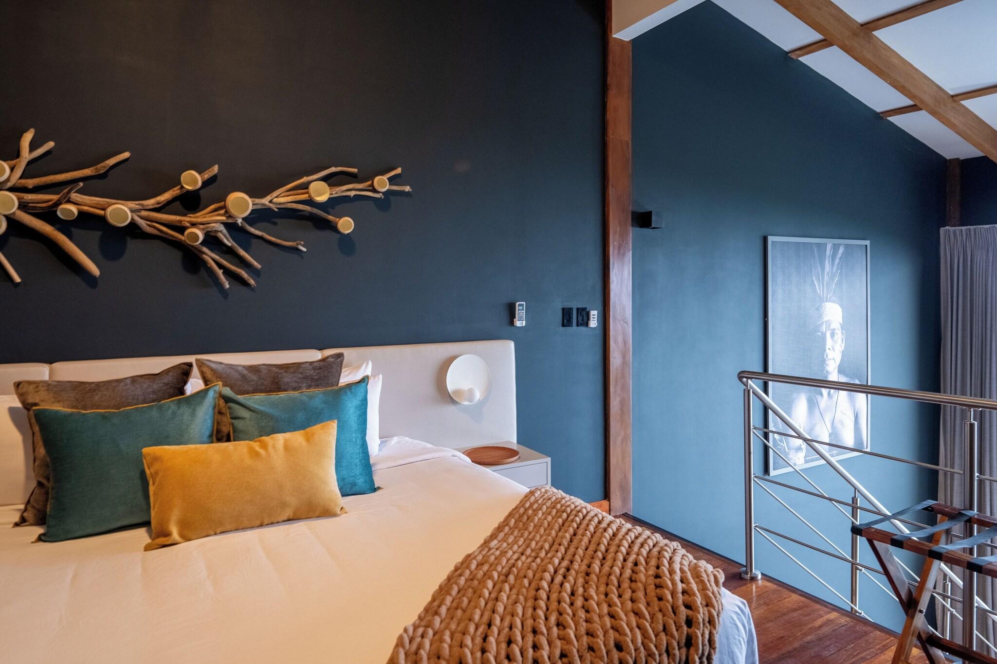 Junior Suite with Views