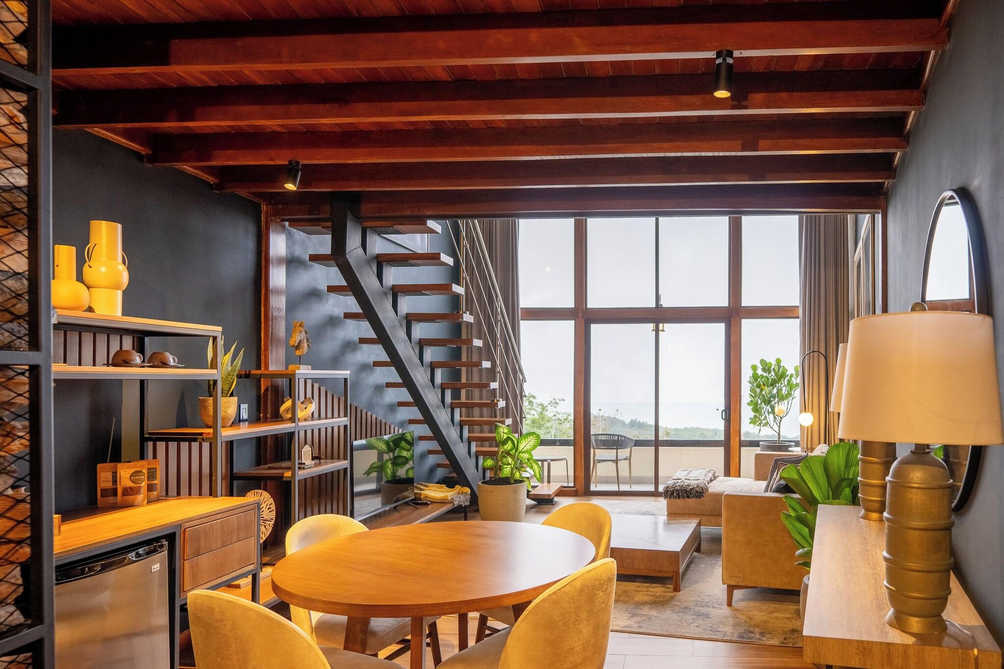 Junior Suite with Views