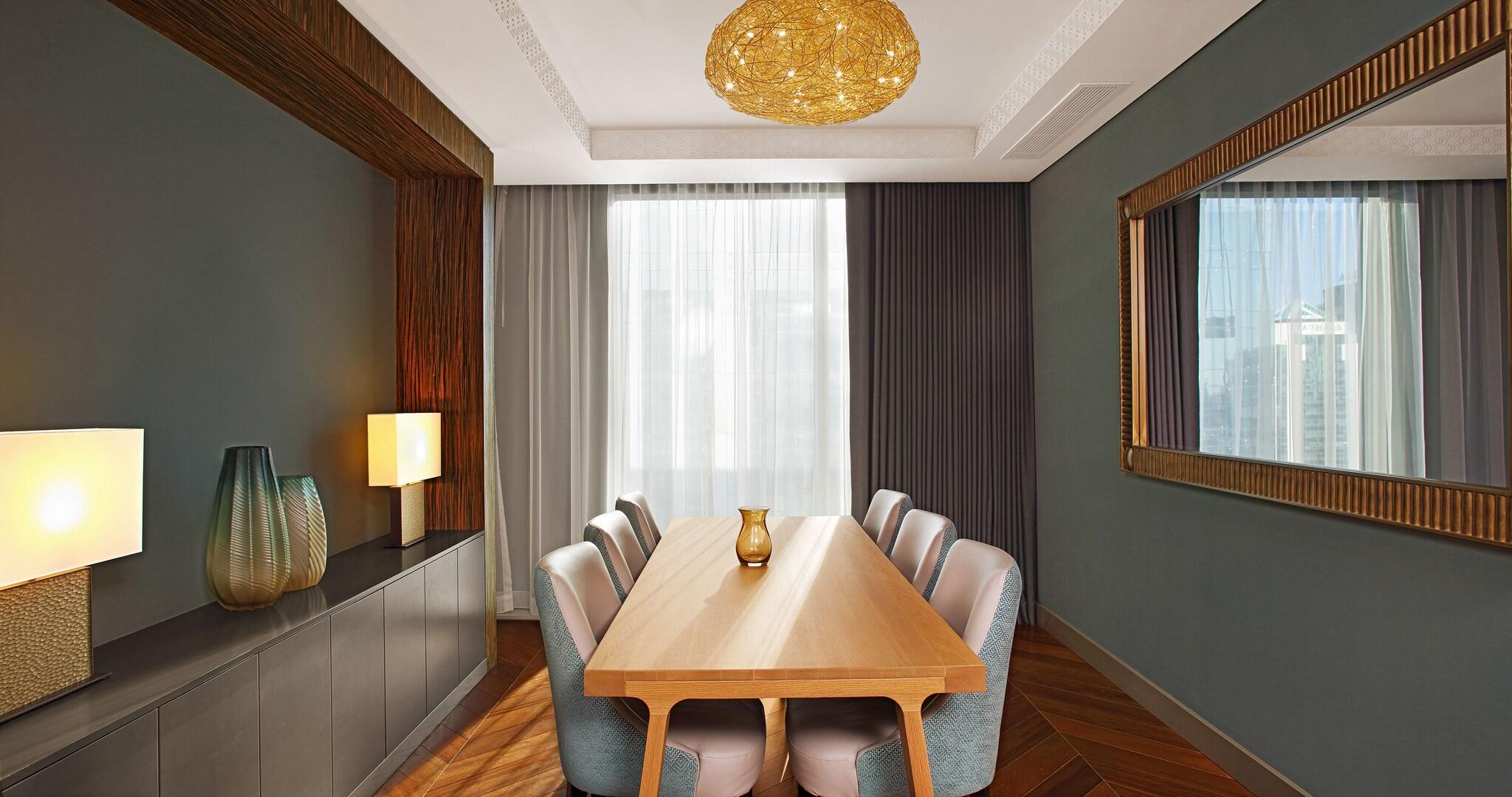 Suite Premium King Bed