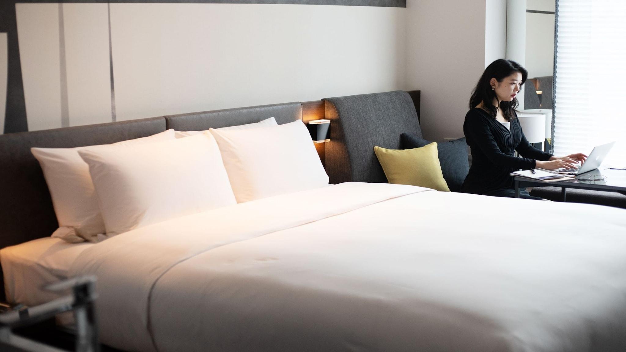 Double Superior King Bed